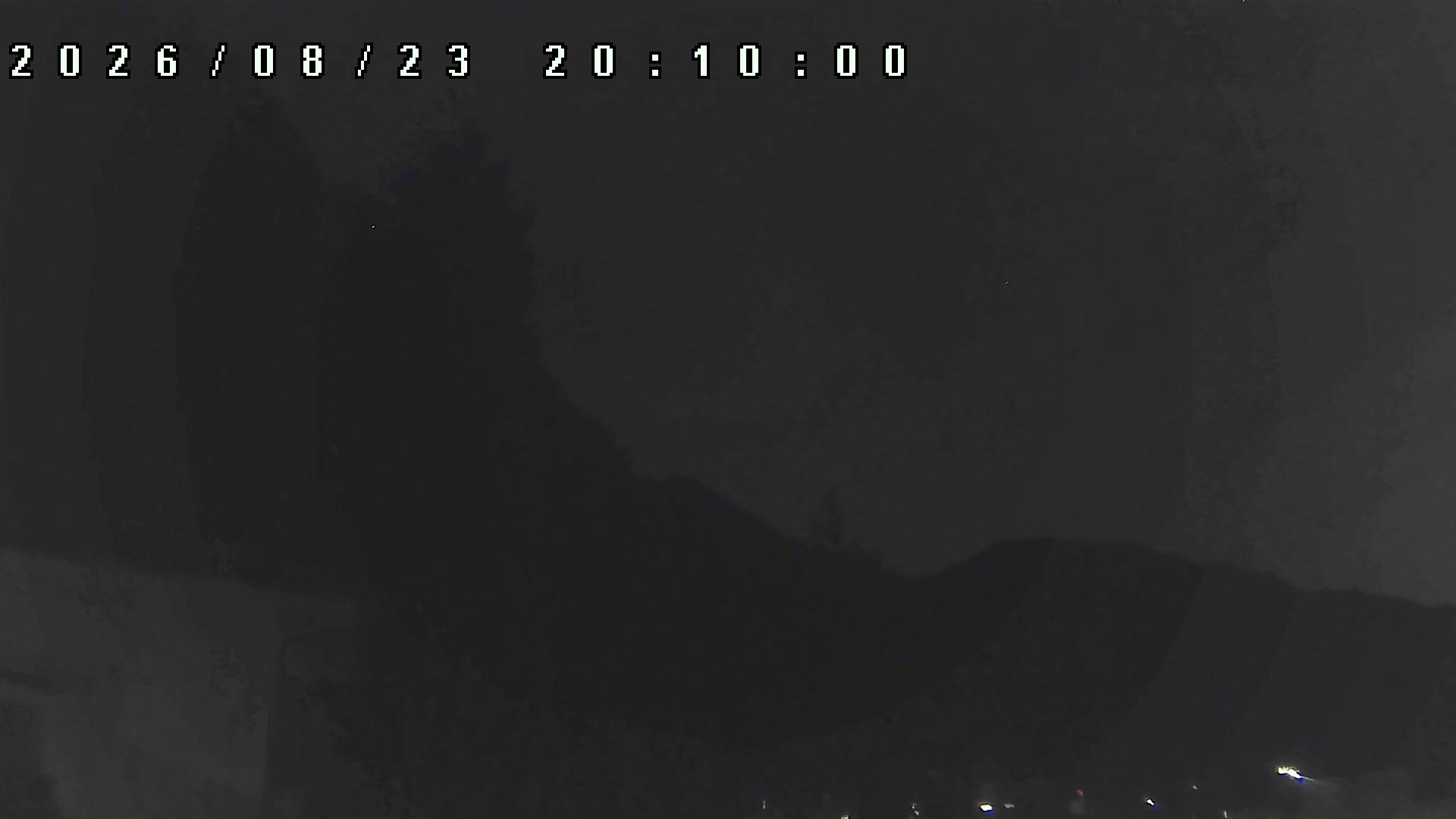 2026年8月23日 20:10ごろの金剛山登山口周辺の空