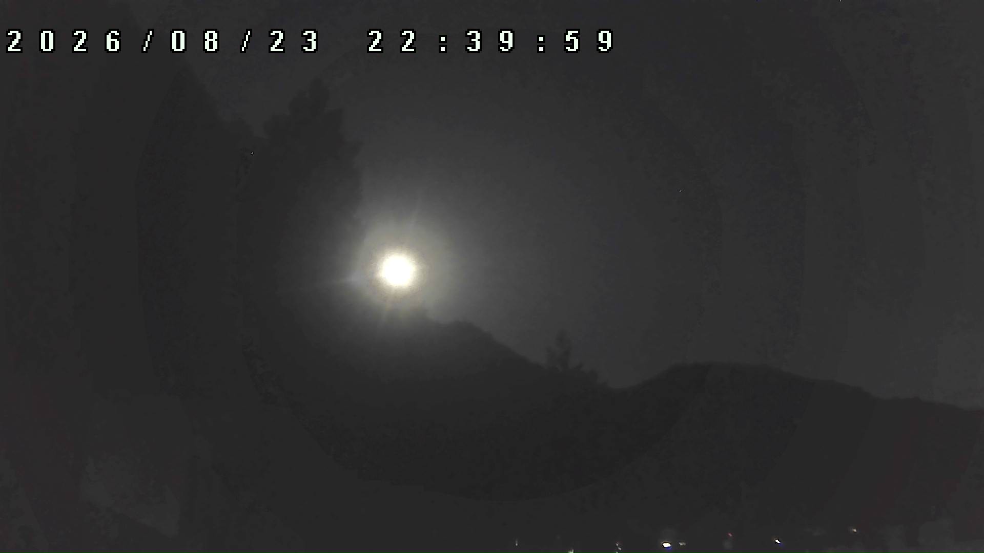 2026年8月23日 22:40ごろの金剛山登山口周辺の空