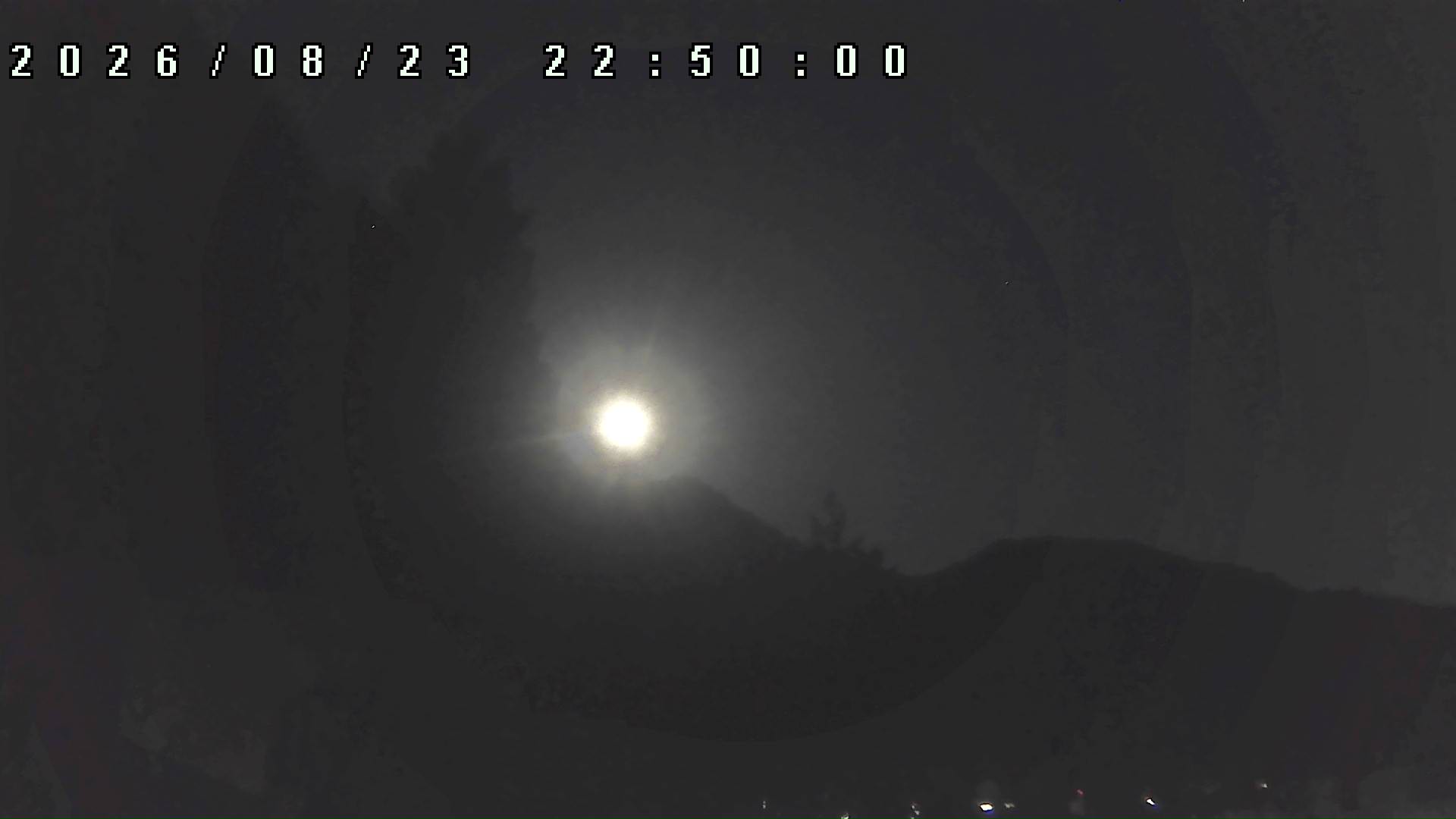 2026年8月23日 22:50ごろの金剛山登山口周辺の空