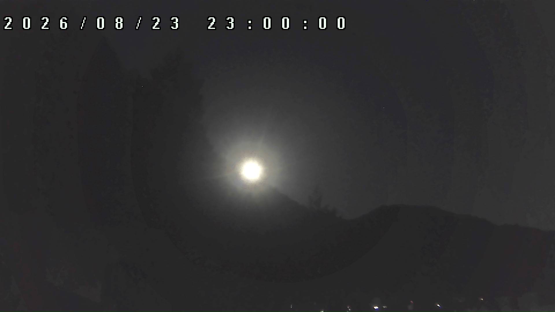 2026年8月23日 23:00ごろの金剛山登山口周辺の空