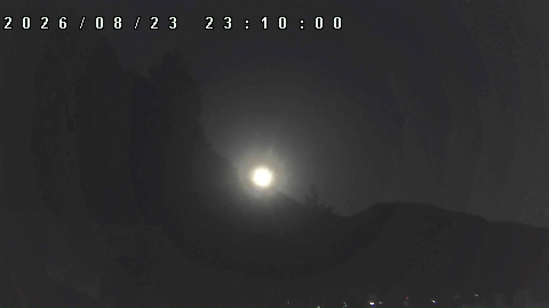 2026年8月23日 23:10ごろの金剛山登山口周辺の空