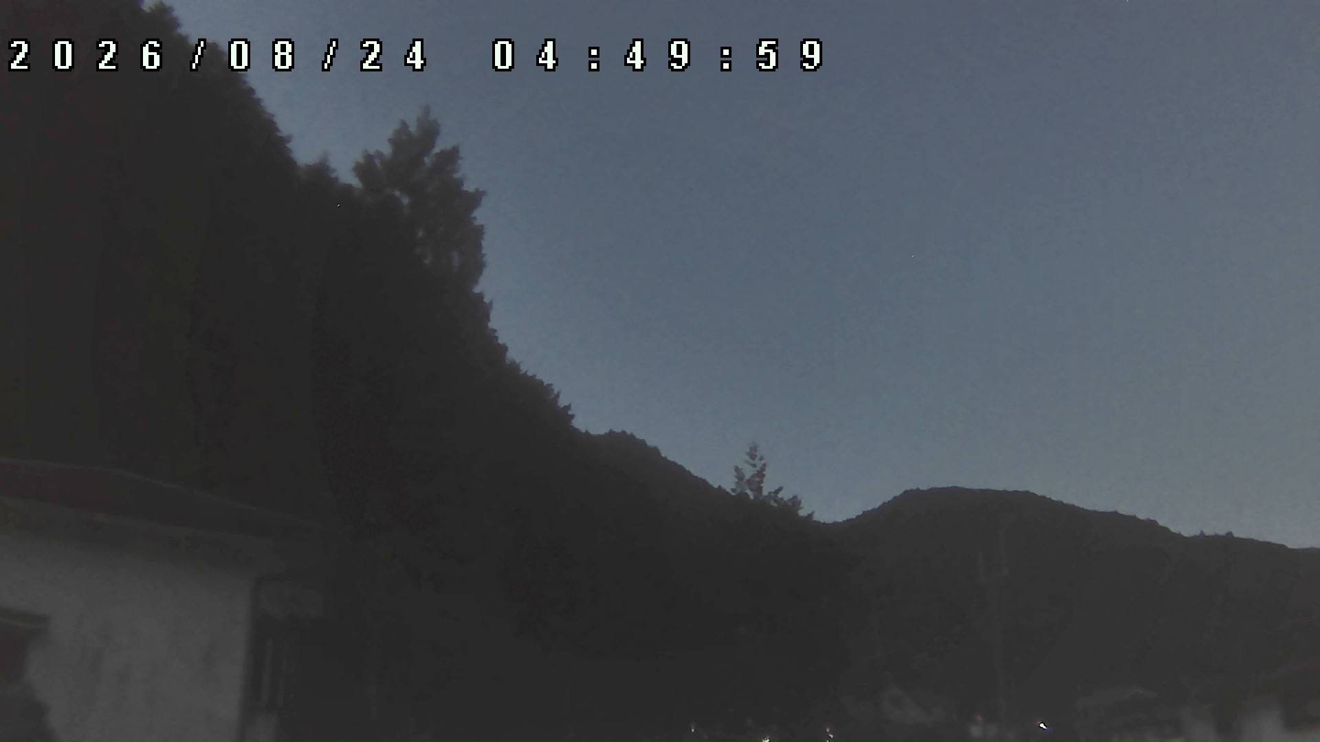 2026年8月24日 04:50ごろの金剛山登山口周辺の空