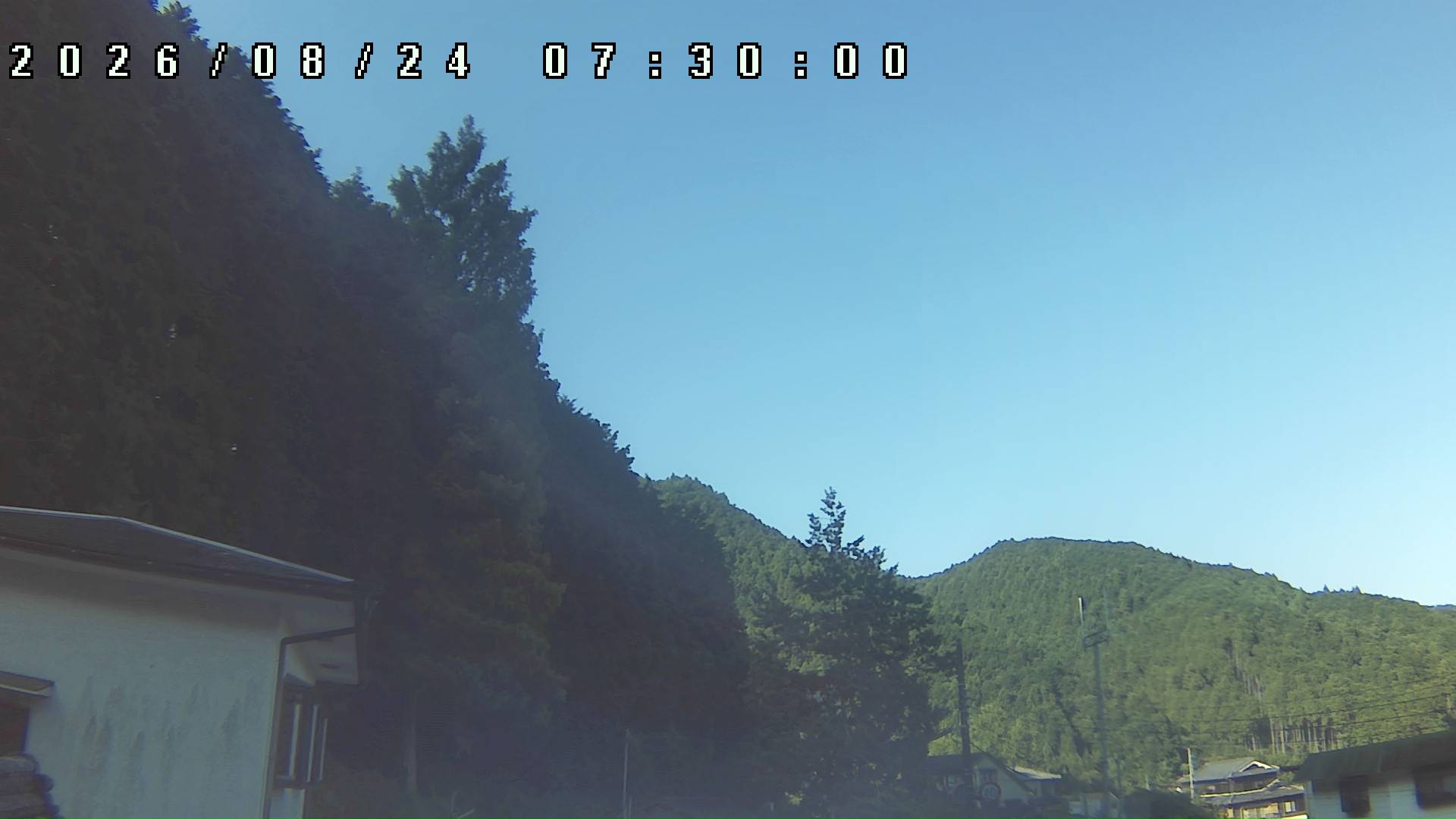 2026年8月24日 07:30ごろの金剛山登山口周辺の空