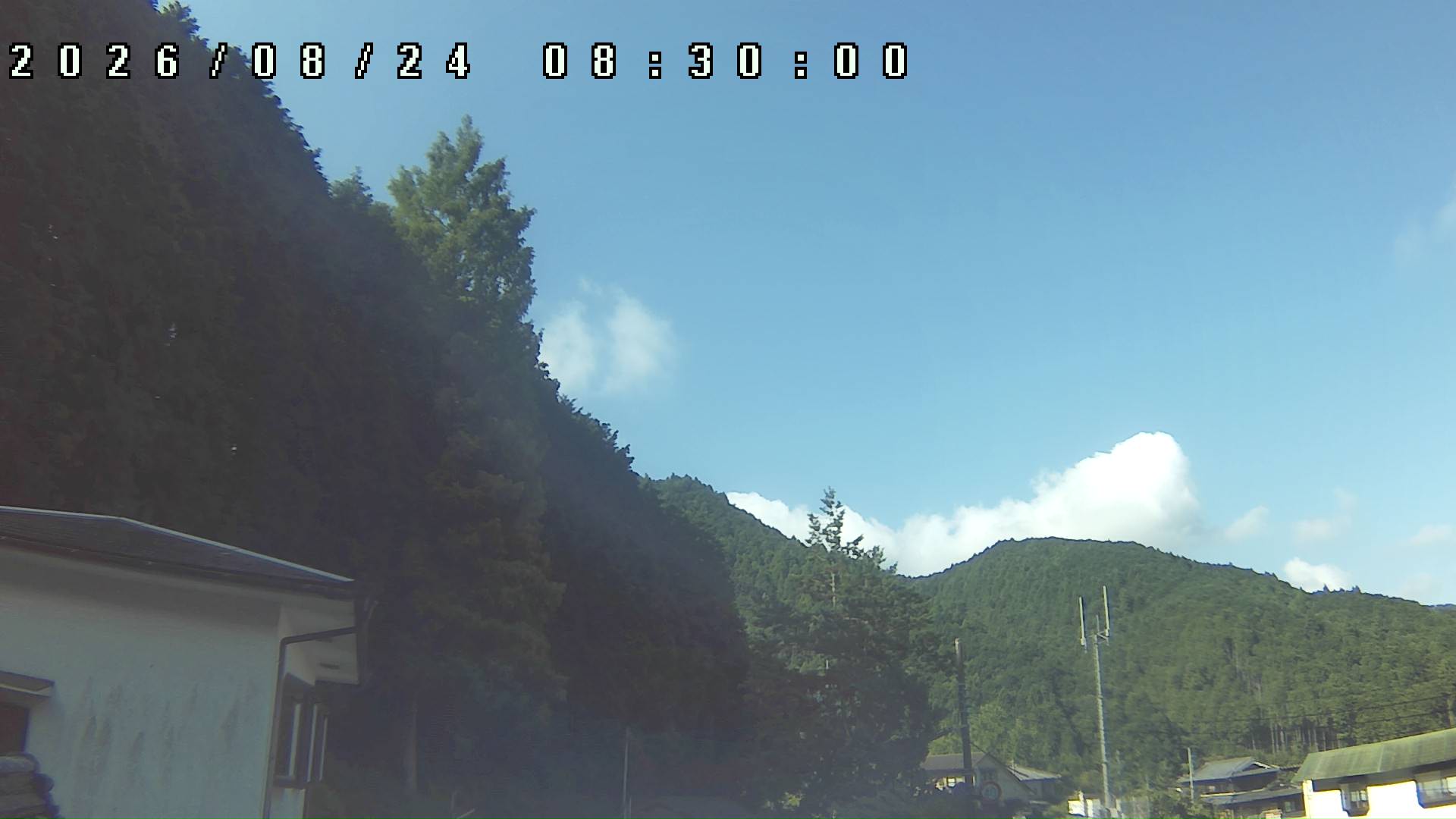 2026年8月24日 08:30ごろの金剛山登山口周辺の空