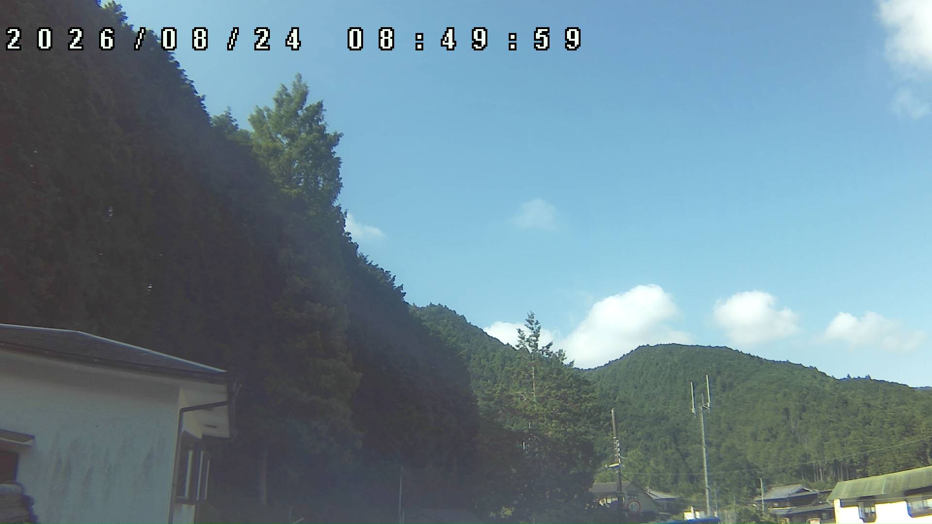 2026年8月24日 08:50ごろの金剛山登山口周辺の空
