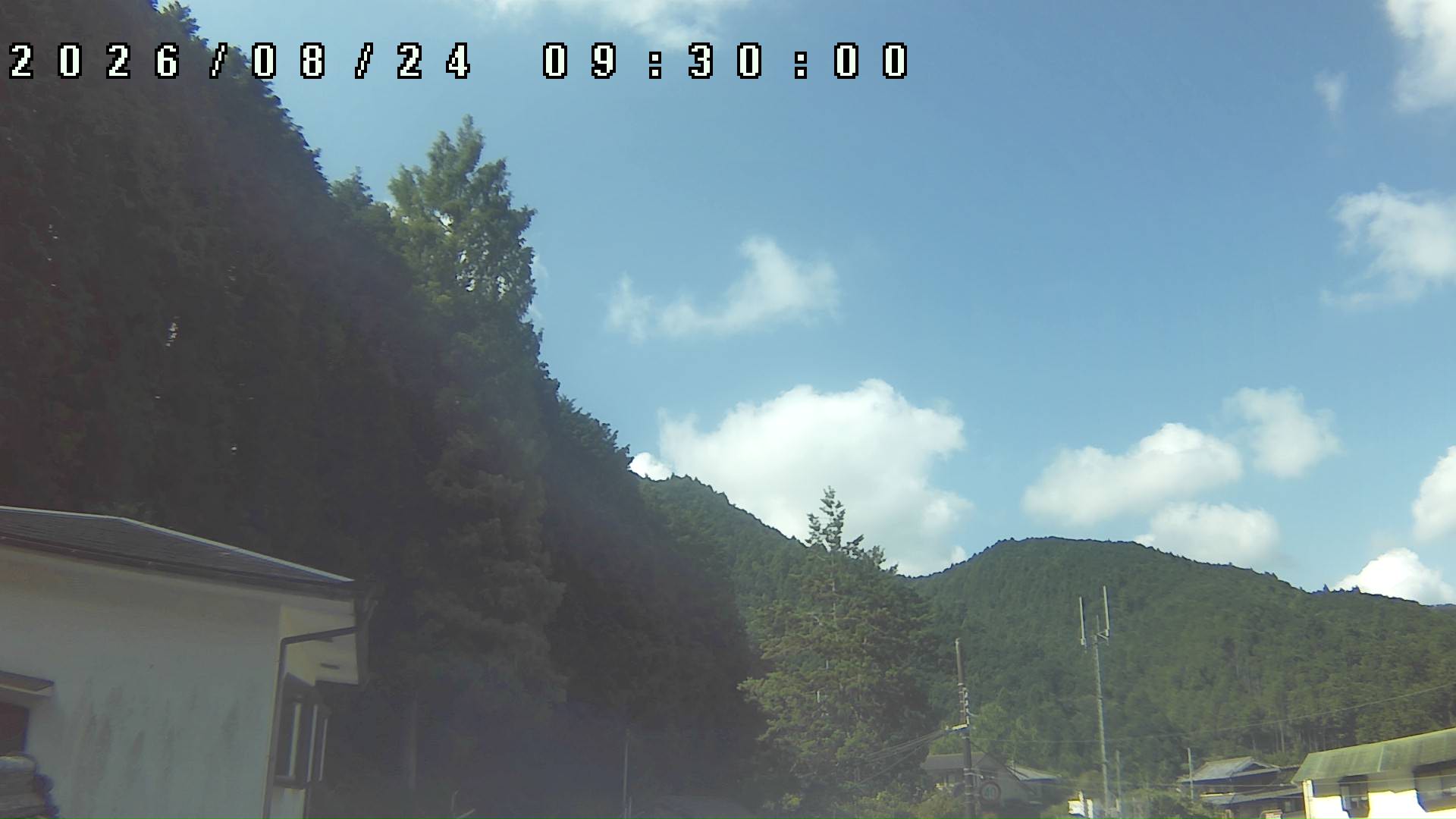 2026年8月24日 09:30ごろの金剛山登山口周辺の空