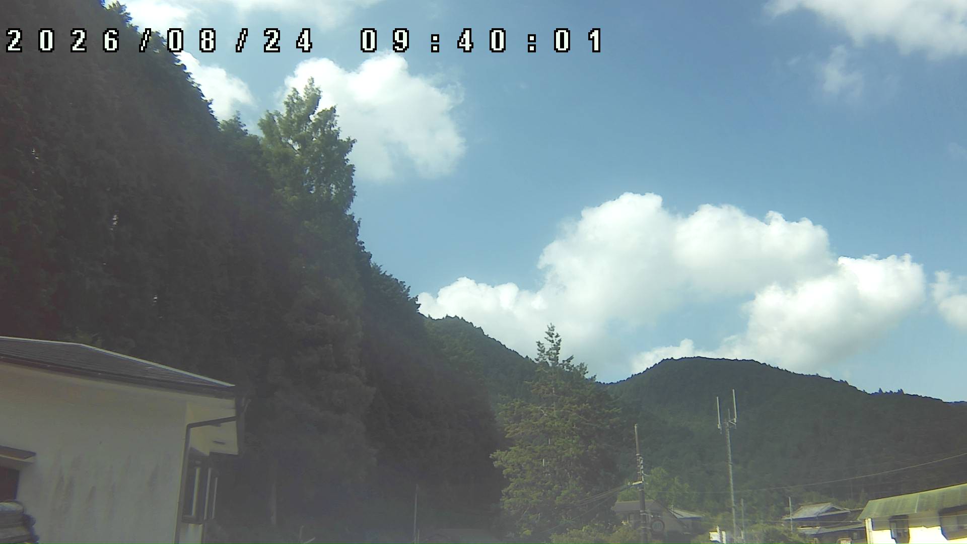 2026年8月24日 09:40ごろの金剛山登山口周辺の空