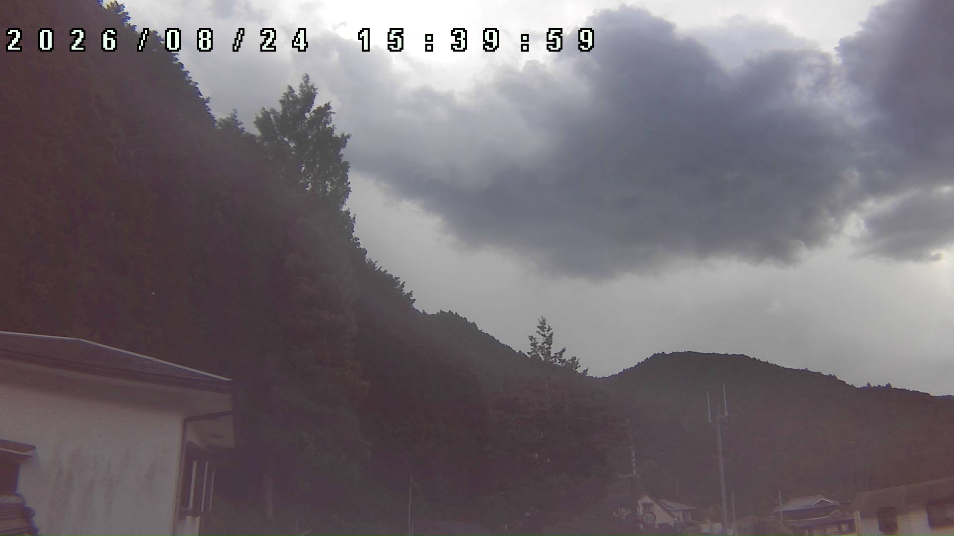 2026年8月24日 15:40ごろの金剛山登山口周辺の空