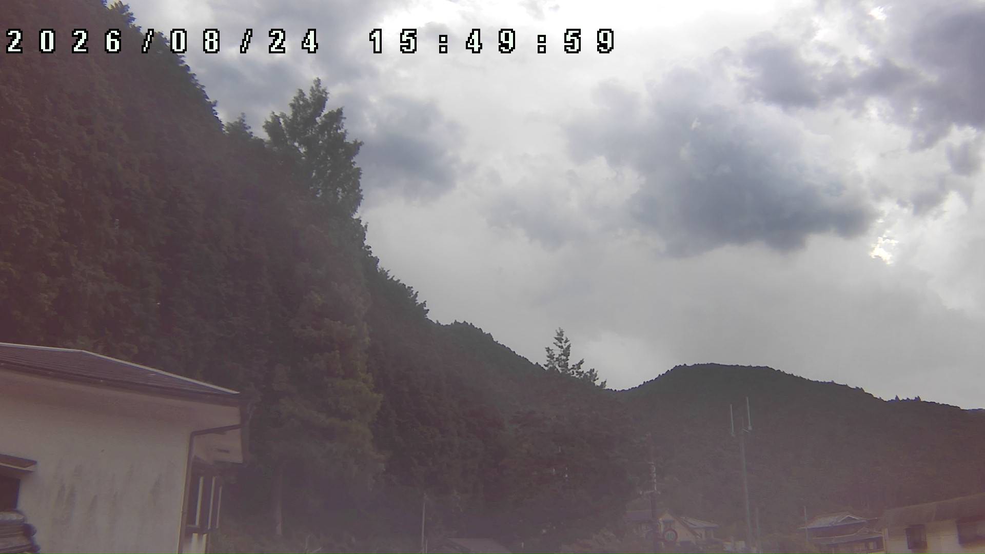 2026年8月24日 15:50ごろの金剛山登山口周辺の空