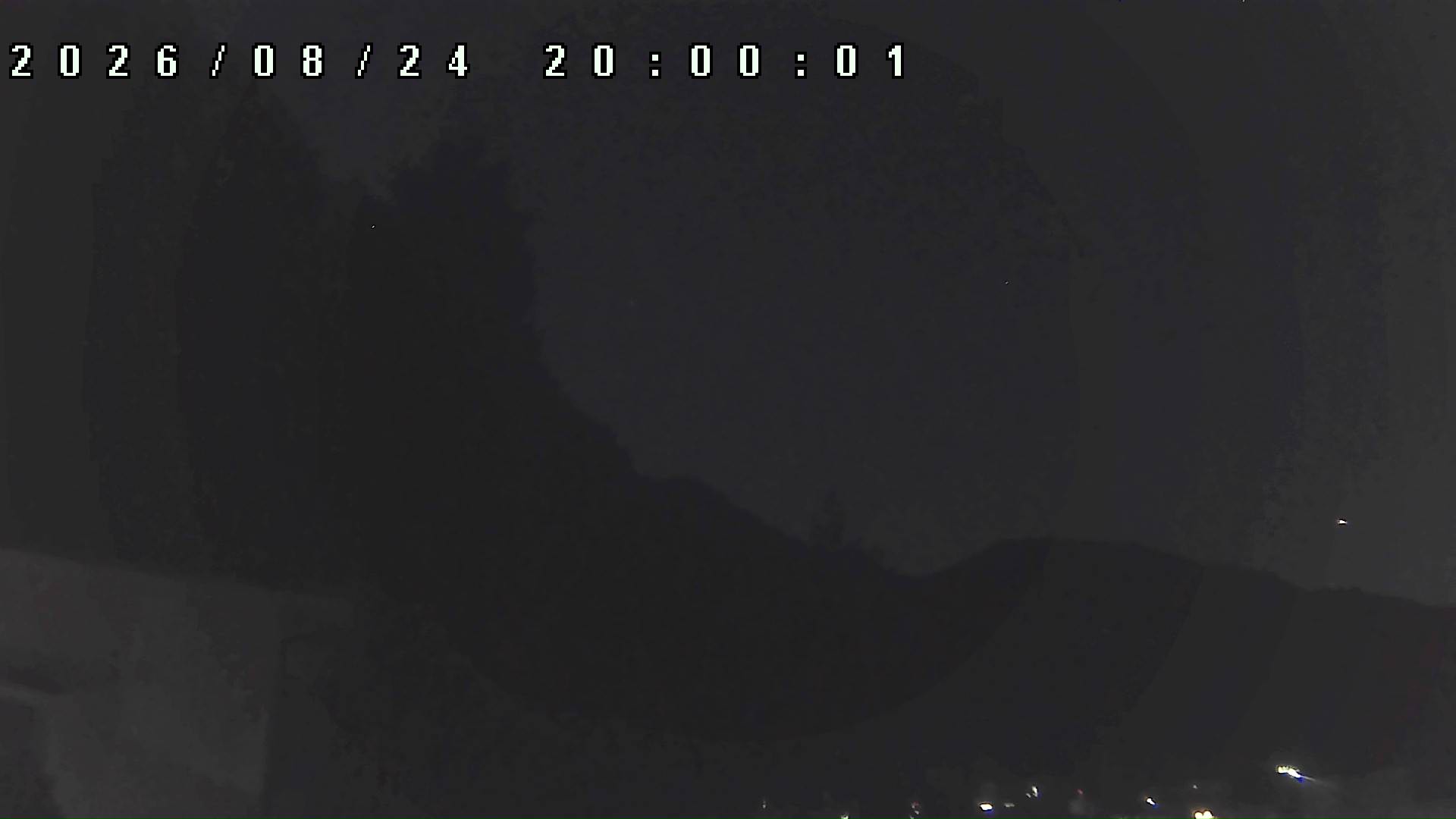 2026年8月24日 20:00ごろの金剛山登山口周辺の空