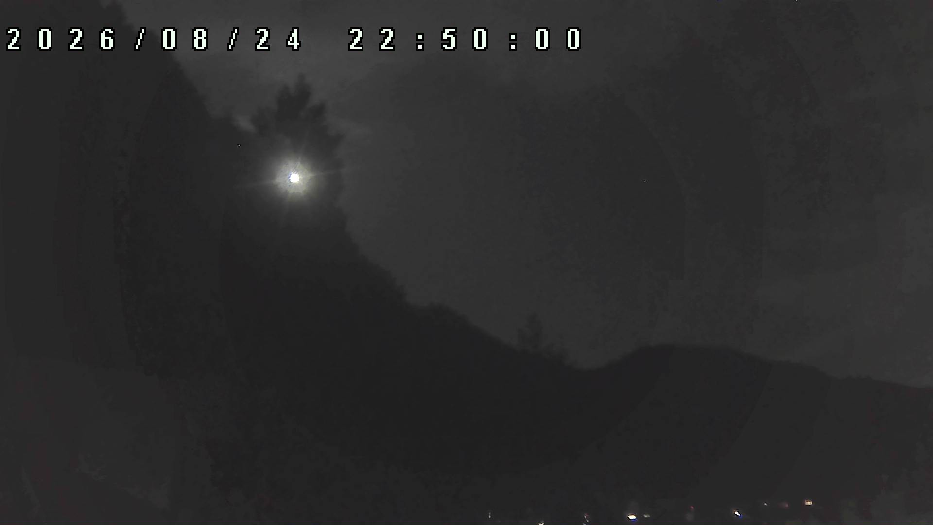 2026年8月24日 22:50ごろの金剛山登山口周辺の空