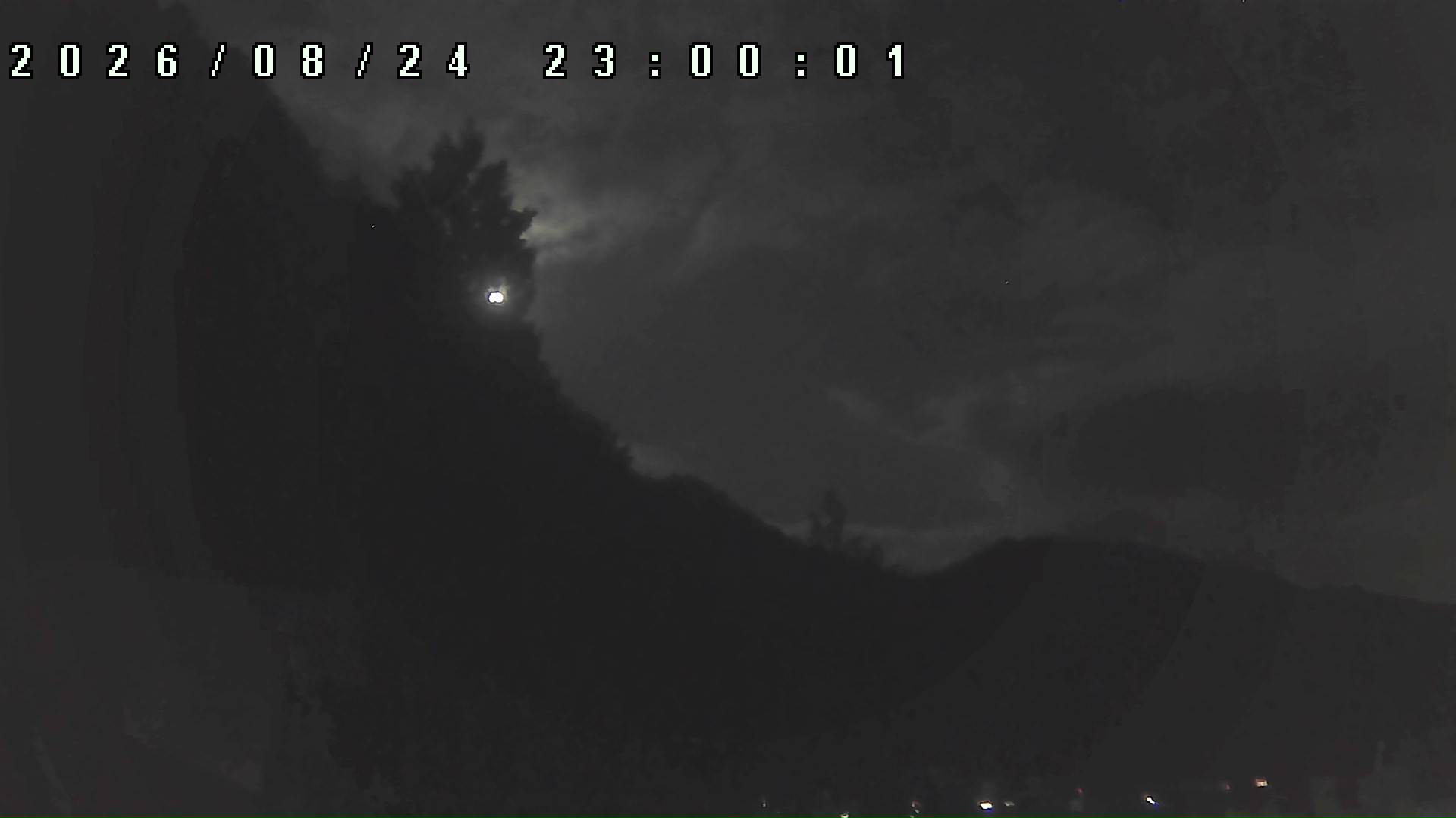 2026年8月24日 23:00ごろの金剛山登山口周辺の空