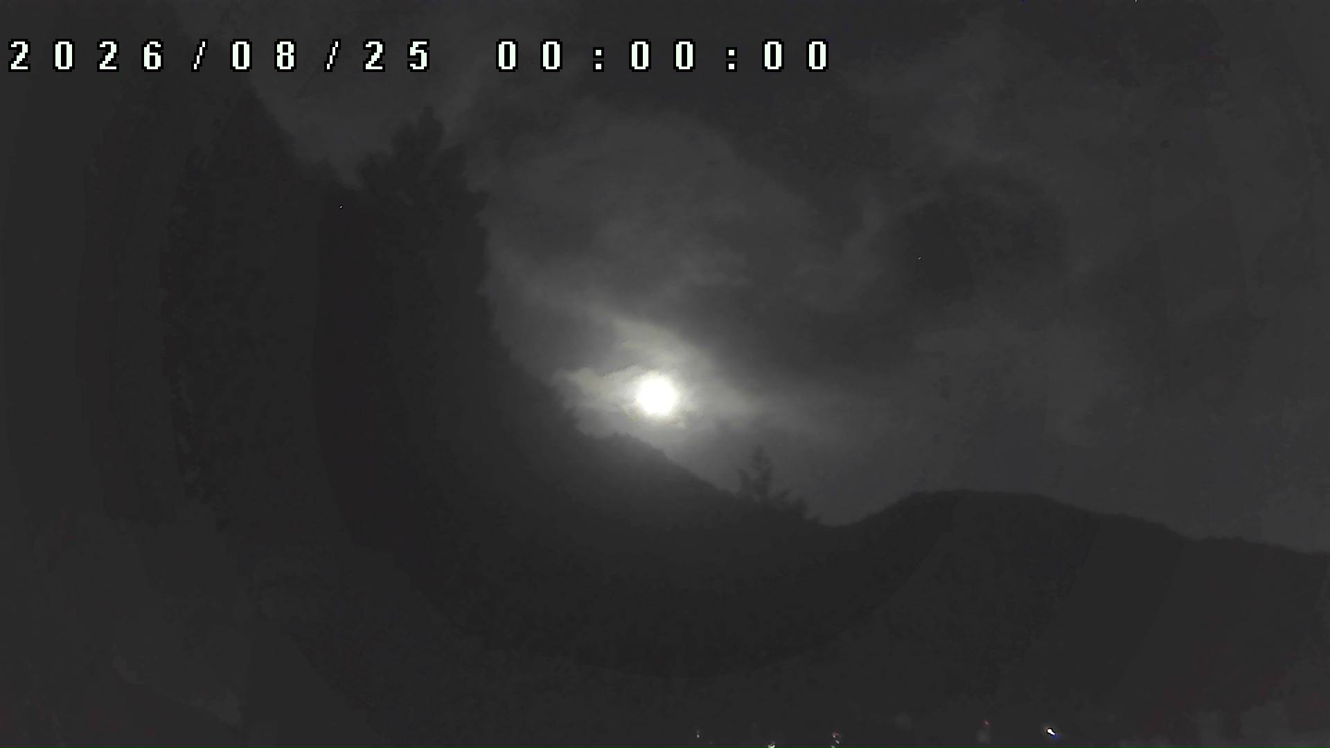 2026年8月25日 00:00ごろの金剛山登山口周辺の空