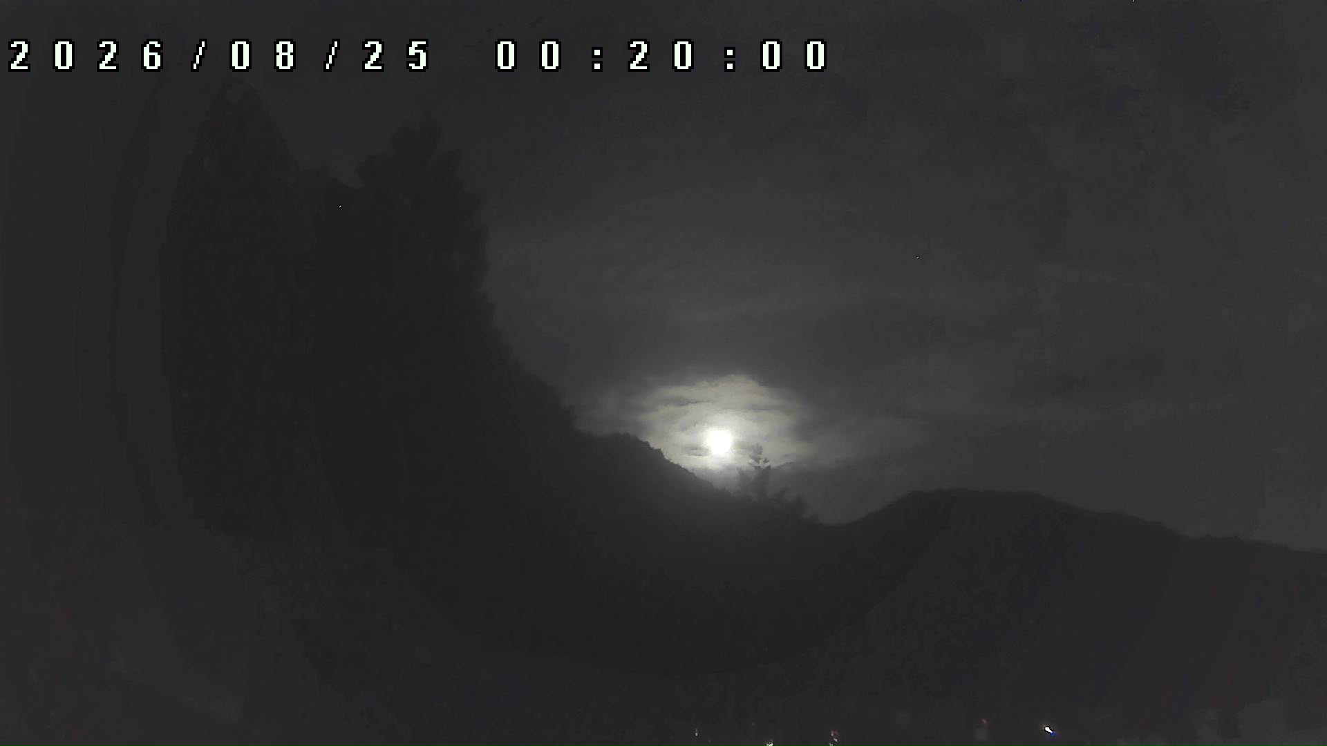 2026年8月25日 00:20ごろの金剛山登山口周辺の空