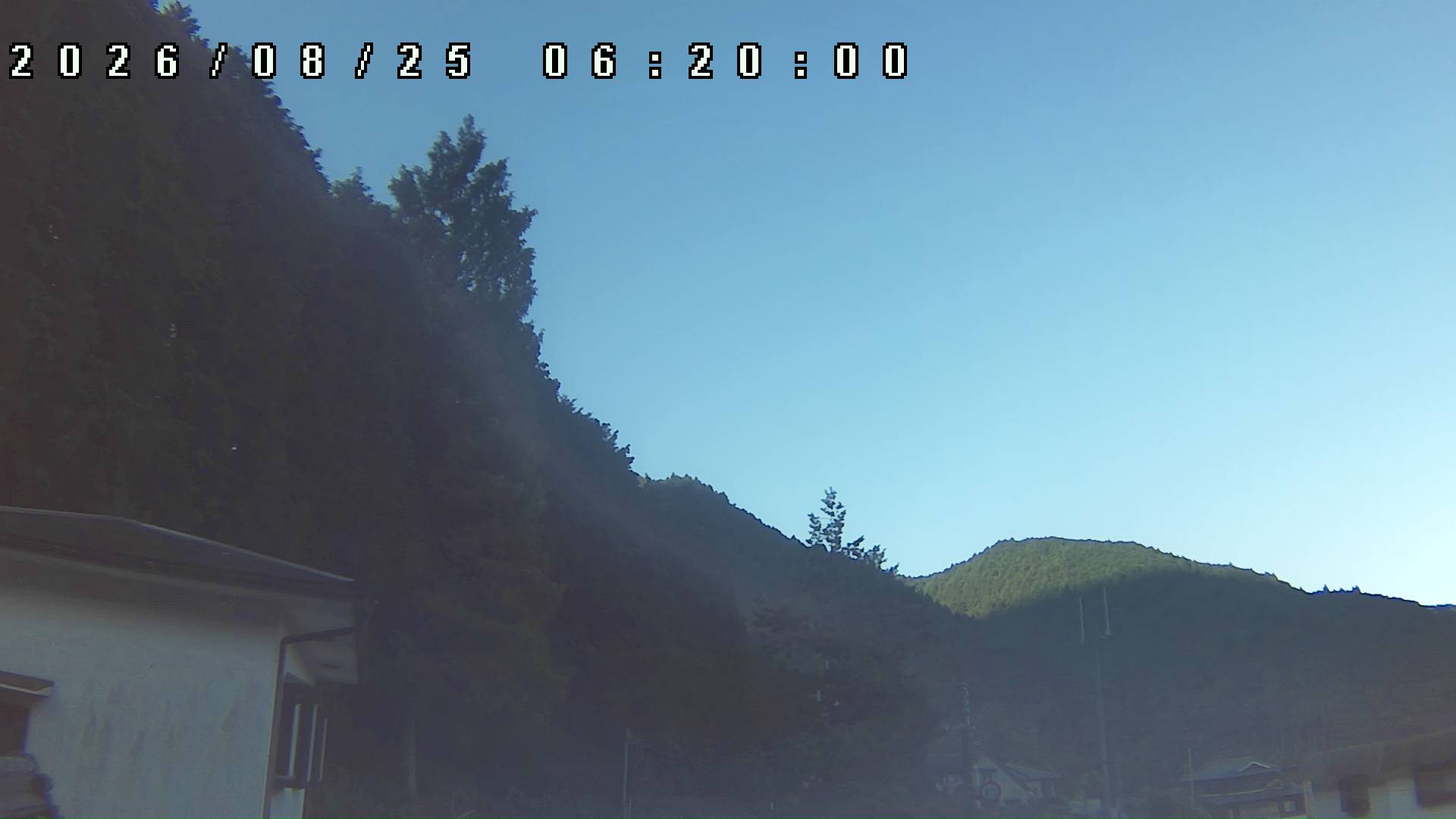 2026年8月25日 06:20ごろの金剛山登山口周辺の空