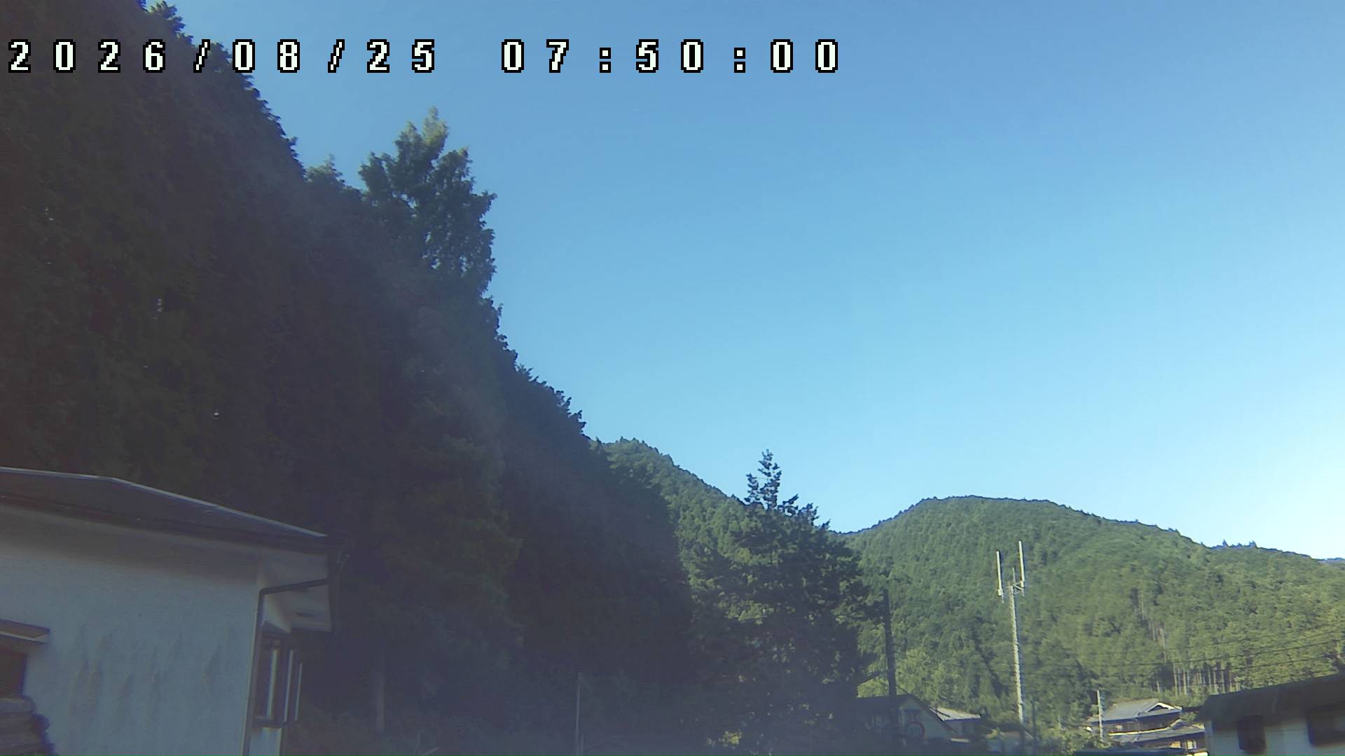 2026年8月25日 07:50ごろの金剛山登山口周辺の空