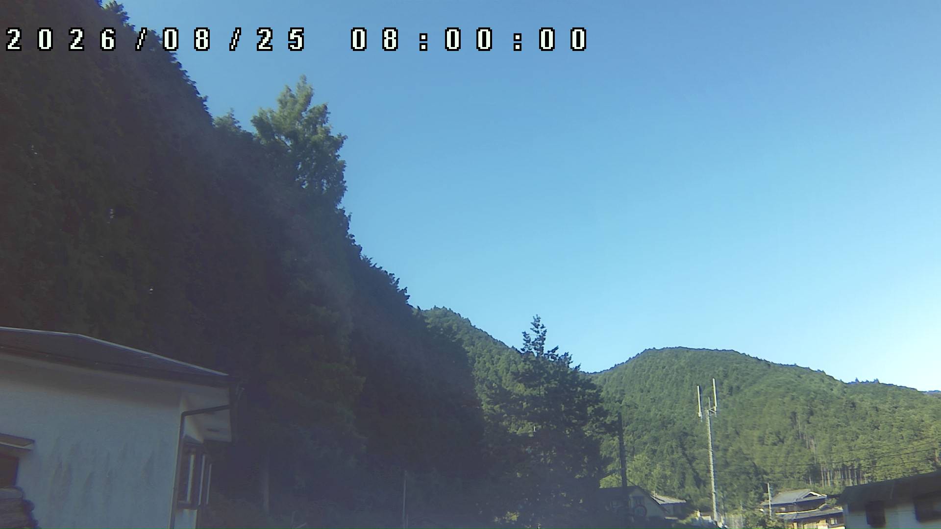 2026年8月25日 08:00ごろの金剛山登山口周辺の空