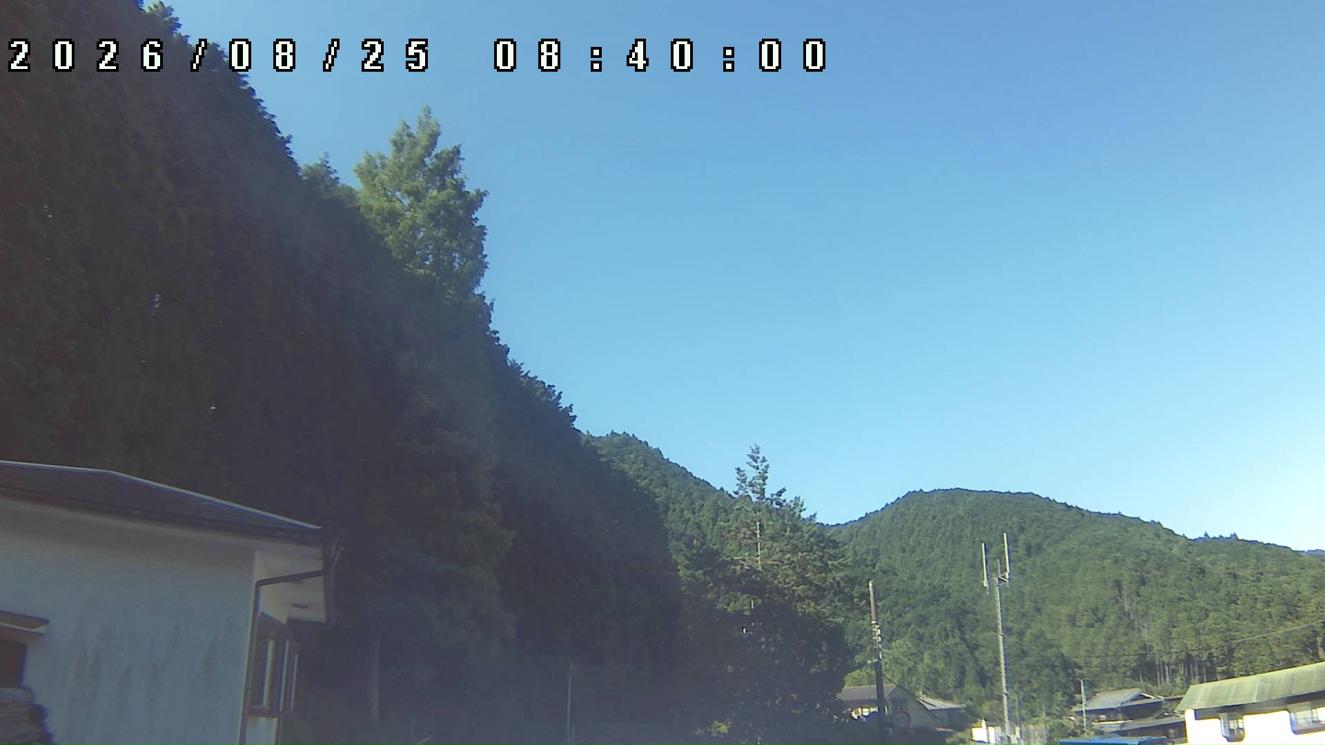 2026年8月25日 08:40ごろの金剛山登山口周辺の空