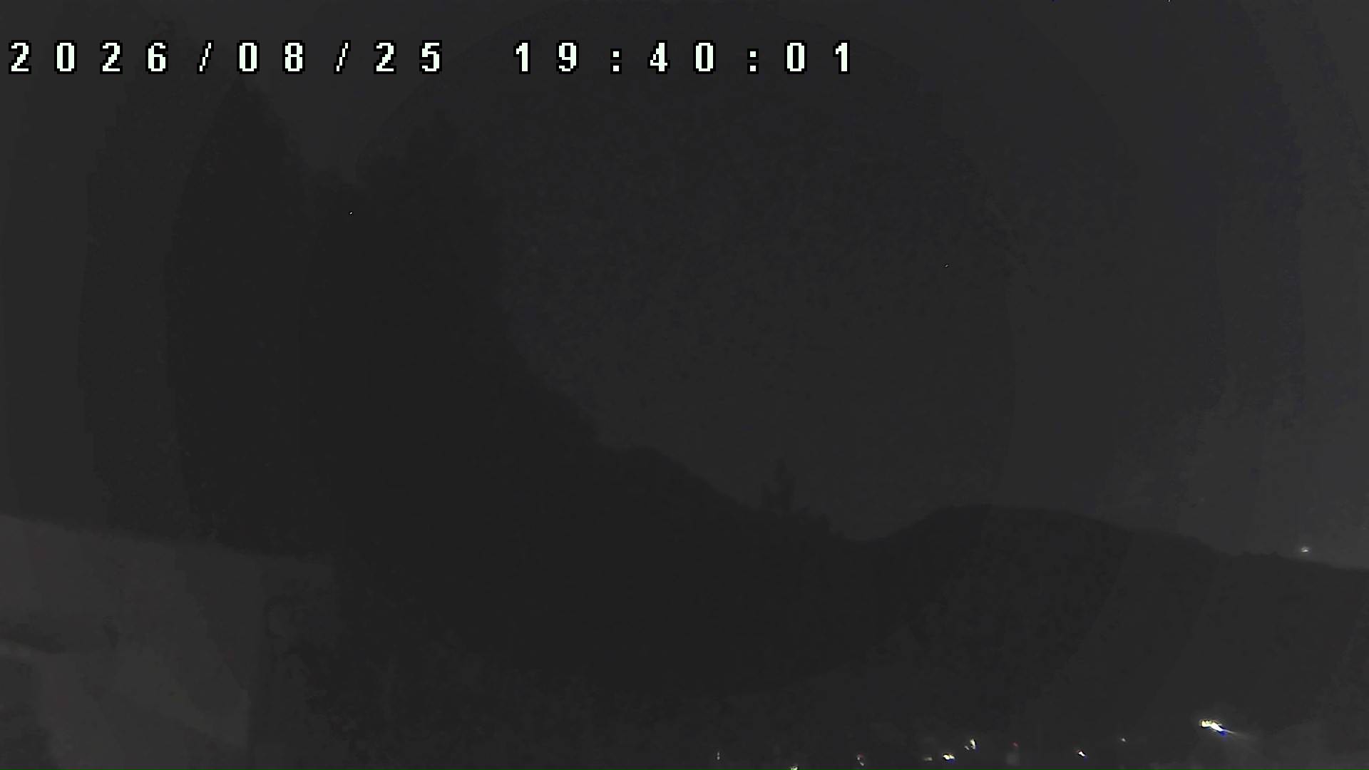 2026年8月25日 19:40ごろの金剛山登山口周辺の空