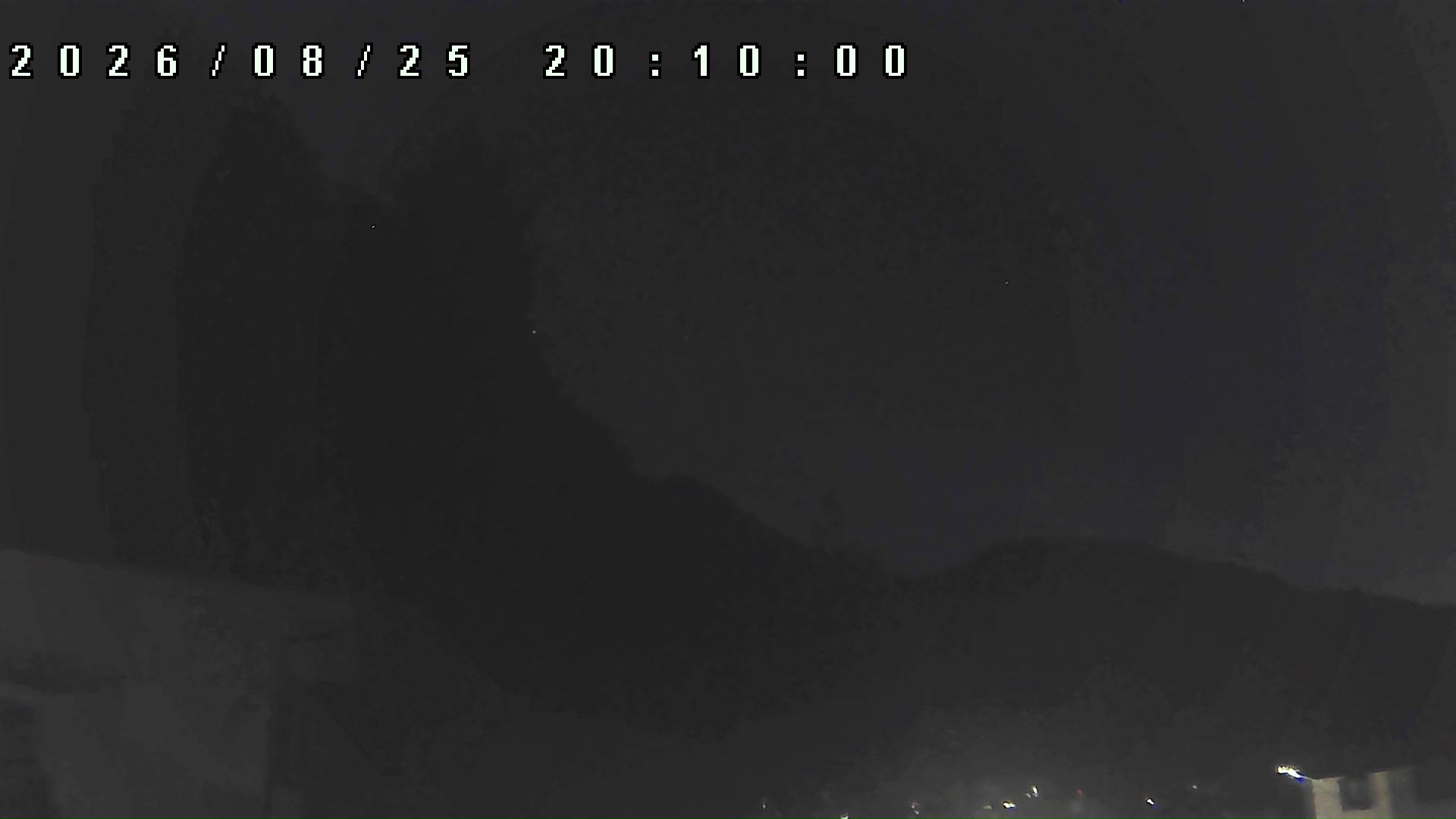 2026年8月25日 20:10ごろの金剛山登山口周辺の空