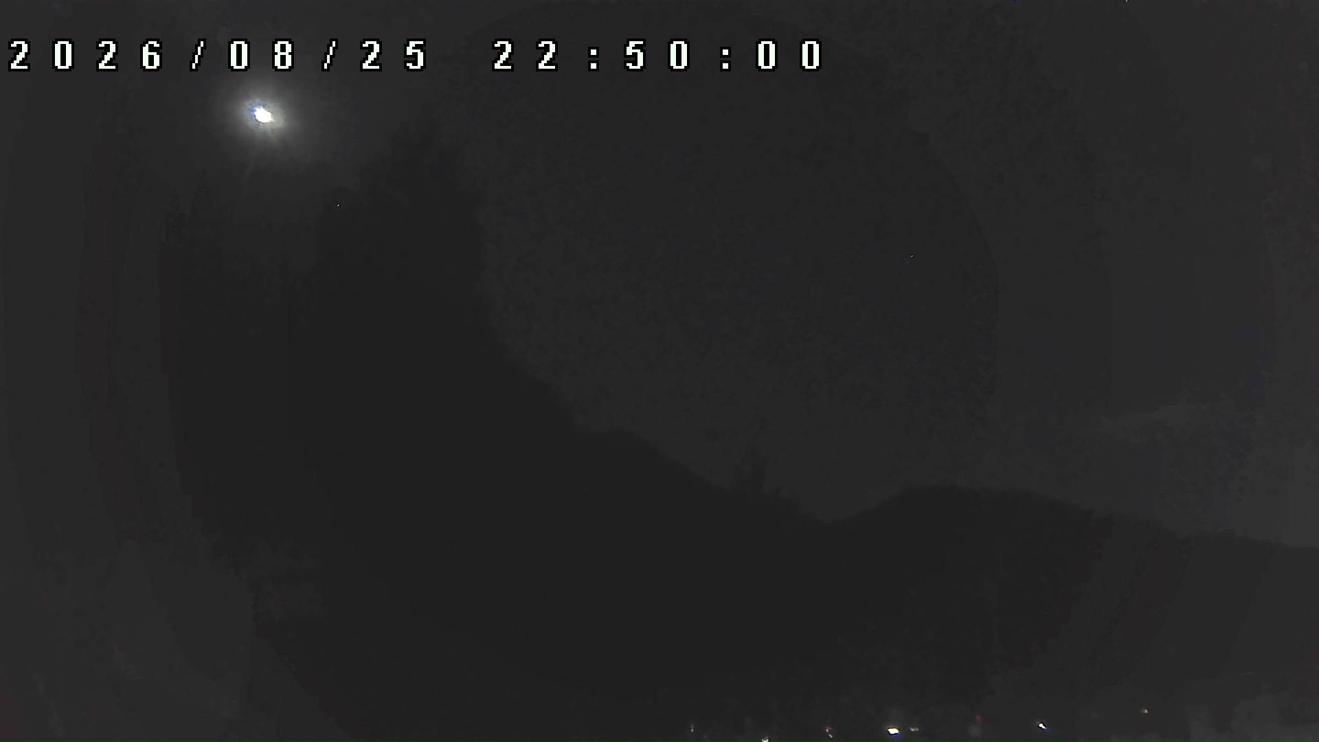 2026年8月25日 22:50ごろの金剛山登山口周辺の空