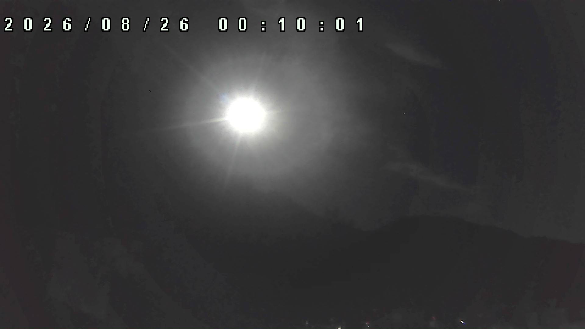 2026年8月26日 00:10ごろの金剛山登山口周辺の空