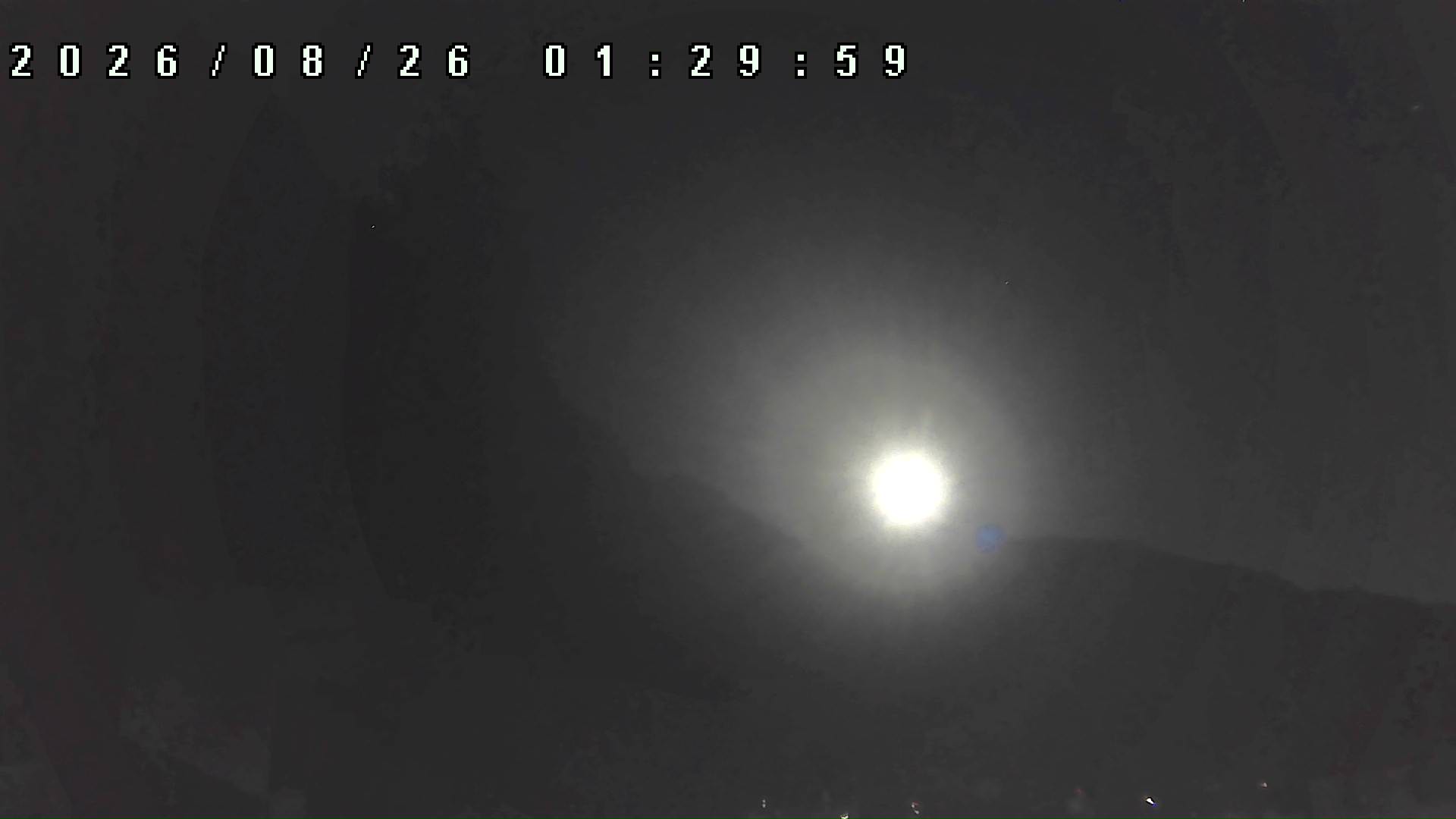 2026年8月26日 01:30ごろの金剛山登山口周辺の空