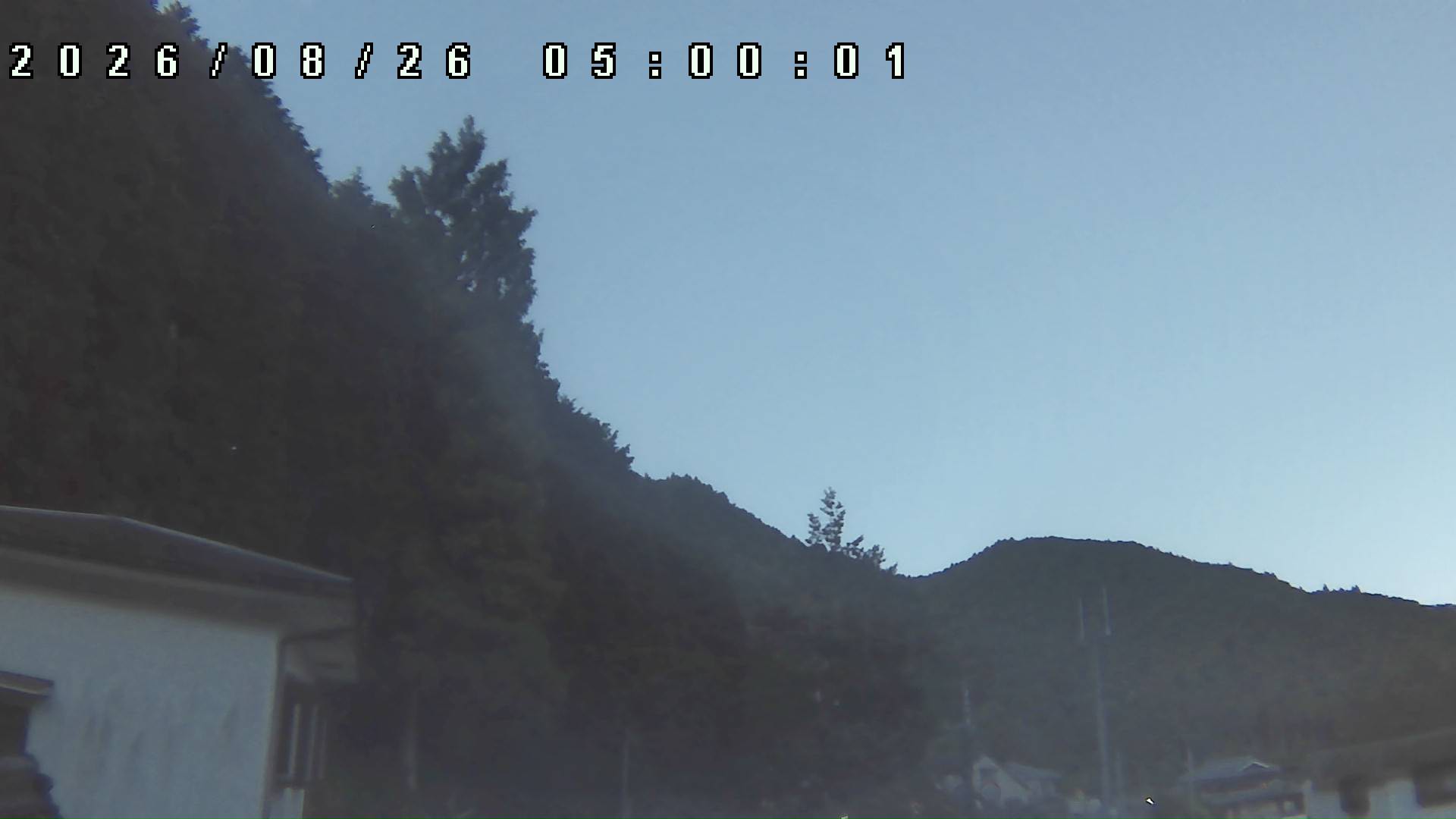 2026年8月26日 05:00ごろの金剛山登山口周辺の空