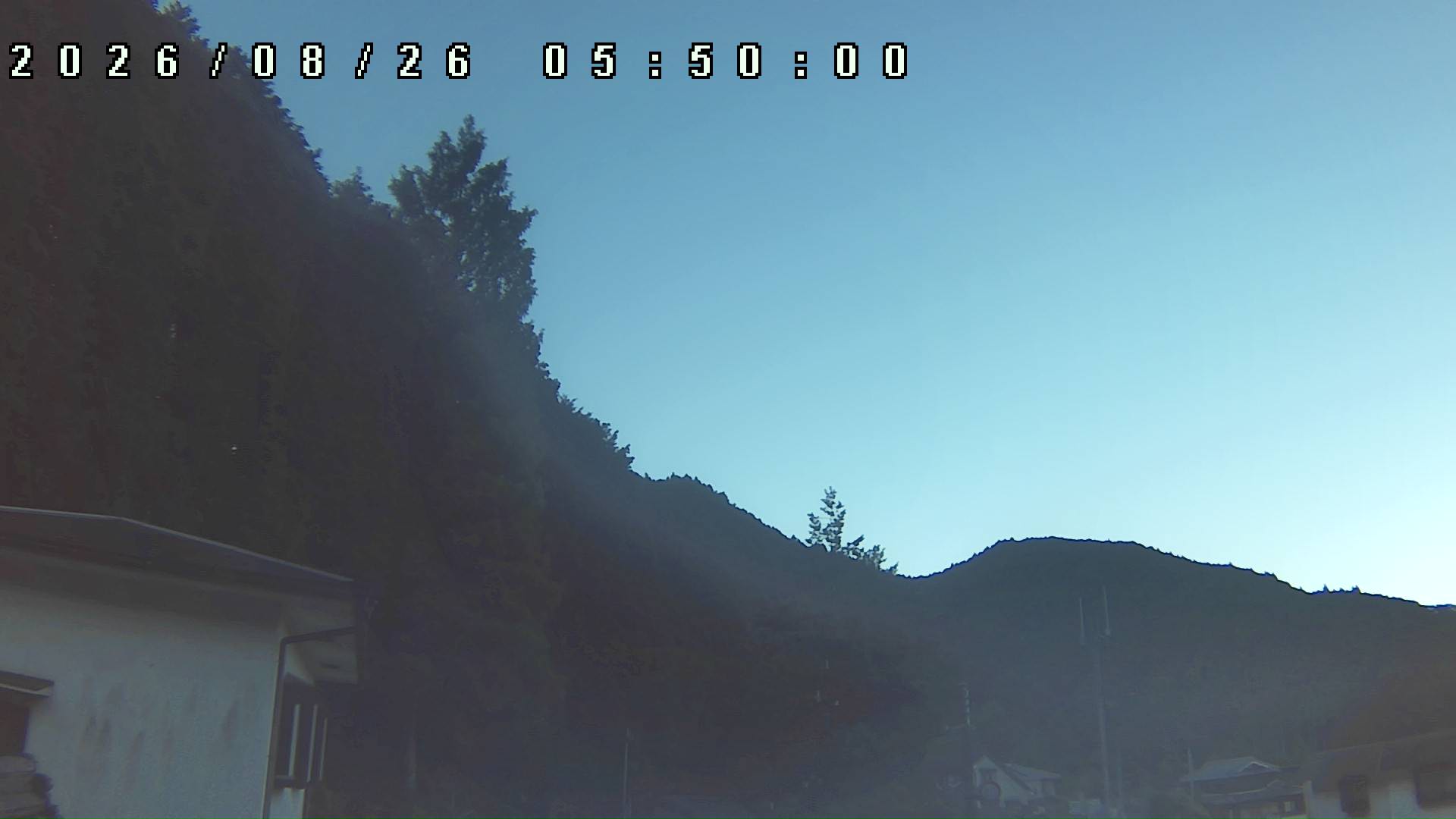 2026年8月26日 05:50ごろの金剛山登山口周辺の空