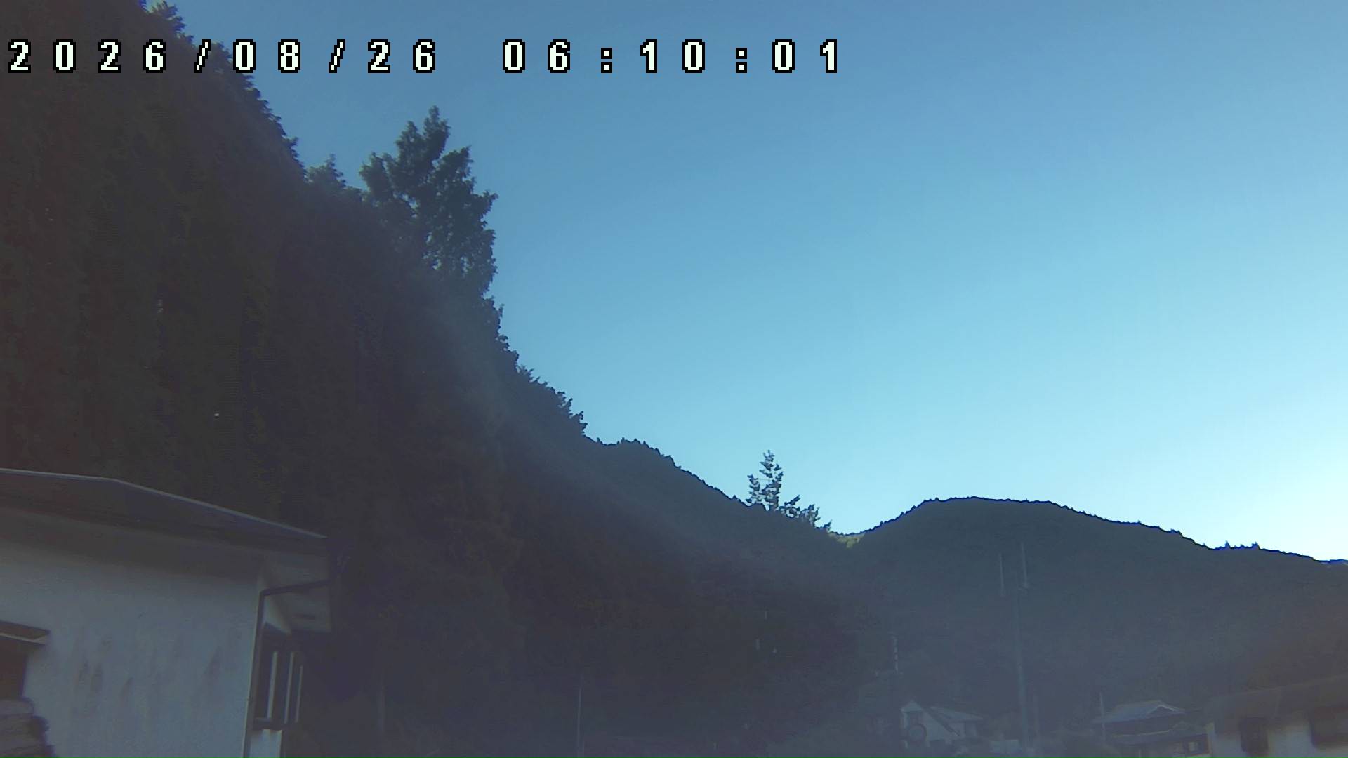 2026年8月26日 06:10ごろの金剛山登山口周辺の空