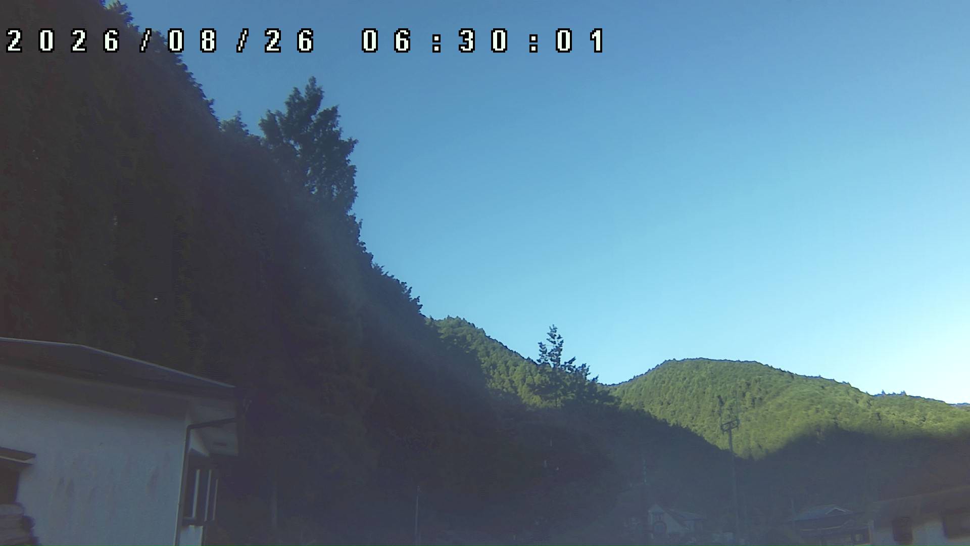 2026年8月26日 06:30ごろの金剛山登山口周辺の空