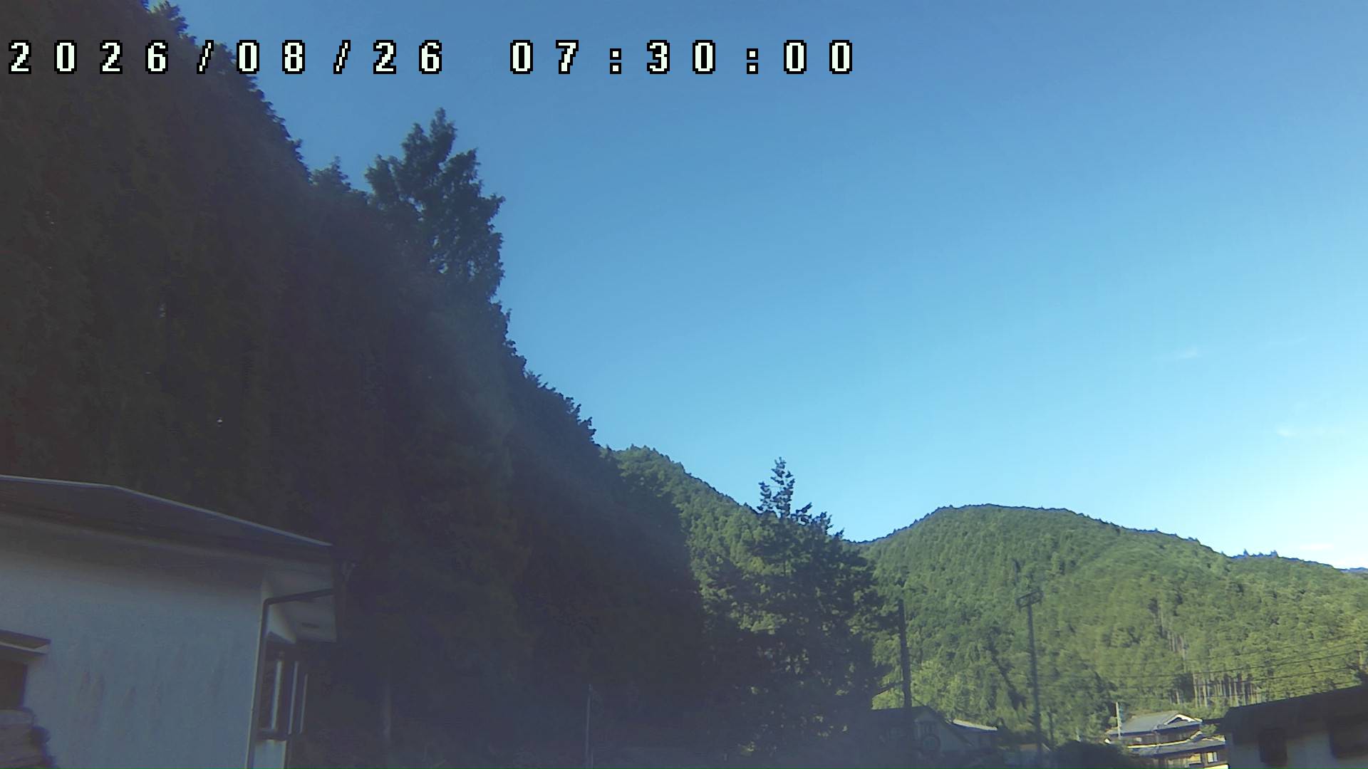 2026年8月26日 07:30ごろの金剛山登山口周辺の空