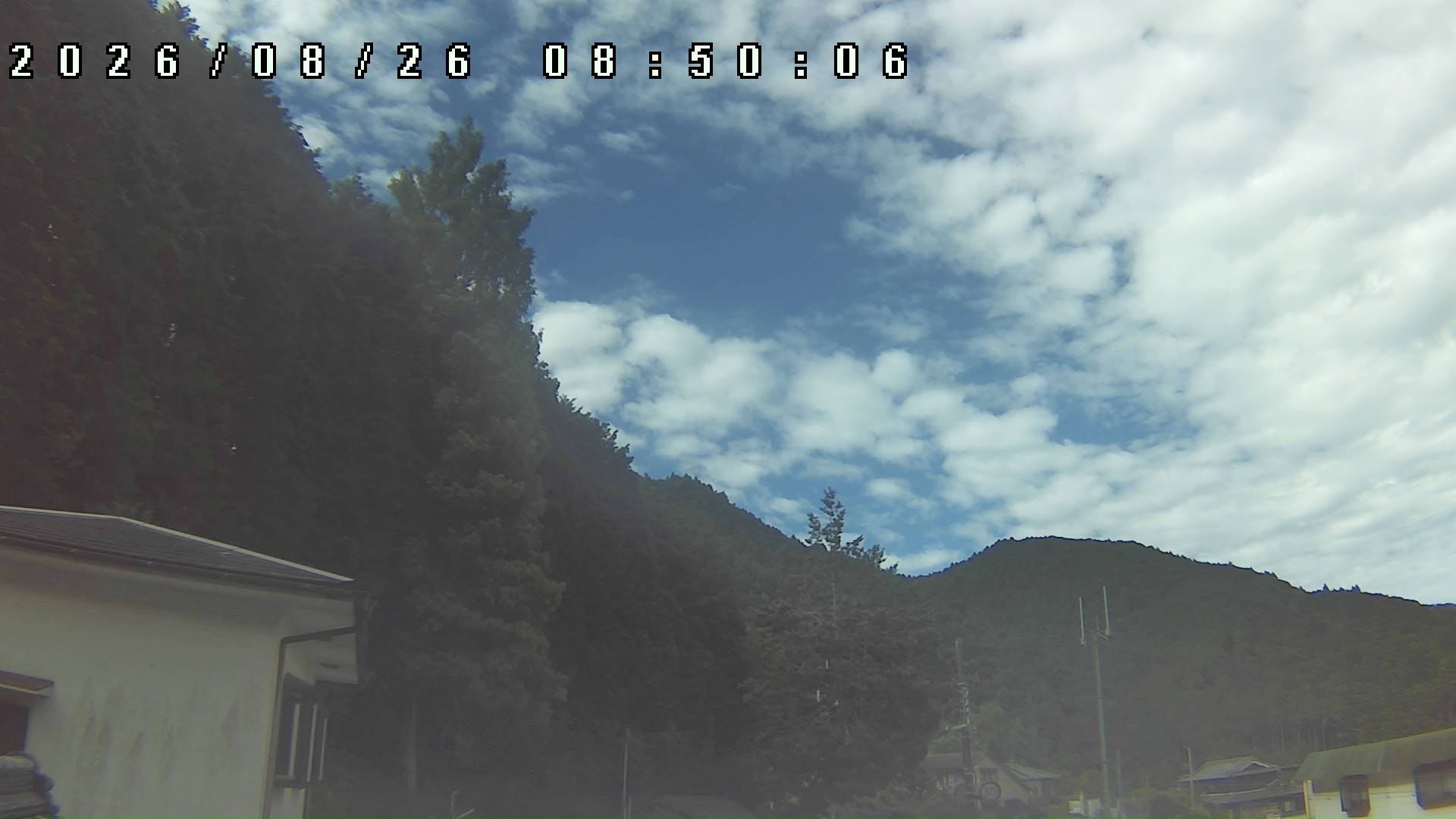 2026年8月26日 08:50ごろの金剛山登山口周辺の空