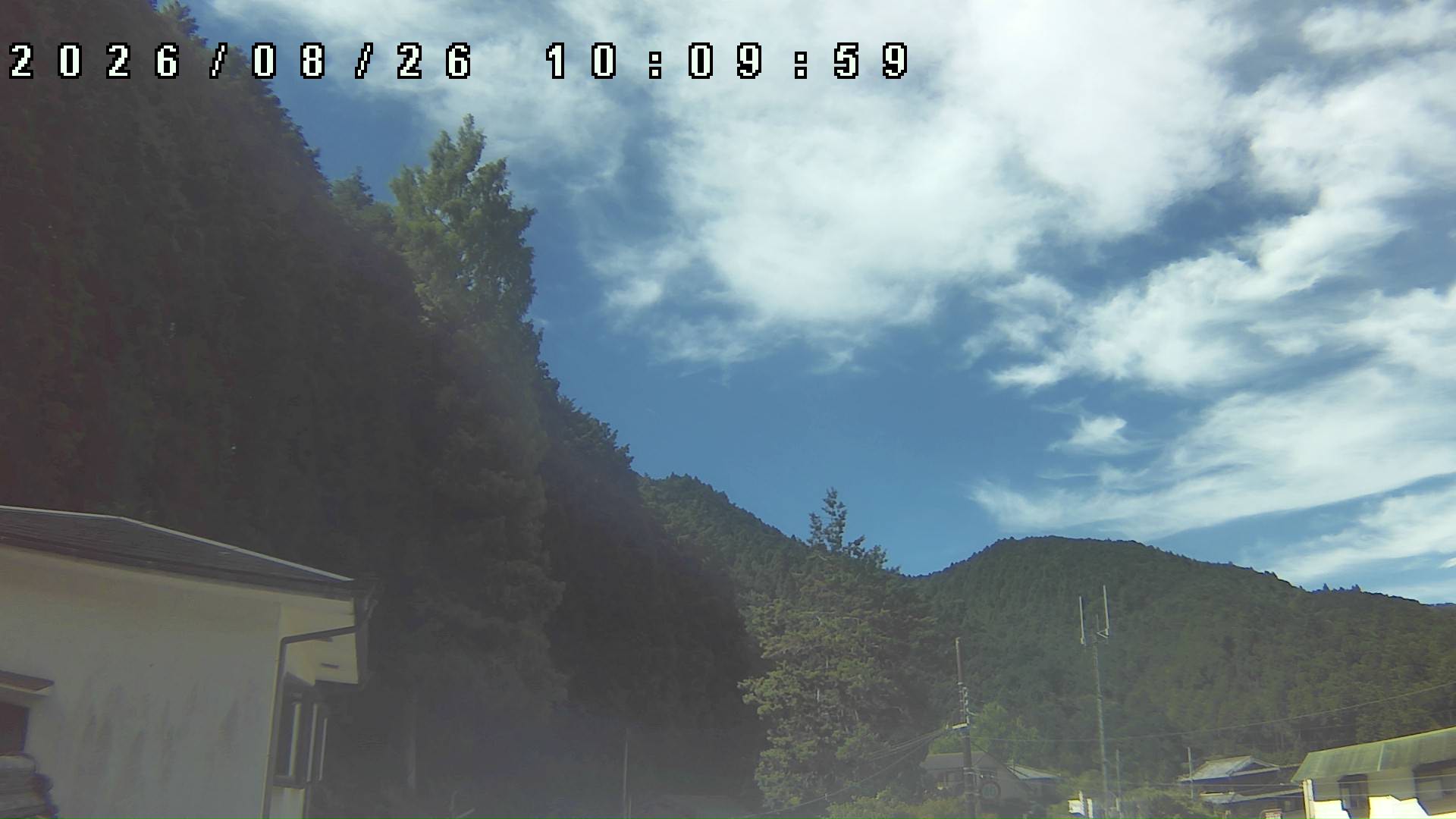 2026年8月26日 10:10ごろの金剛山登山口周辺の空