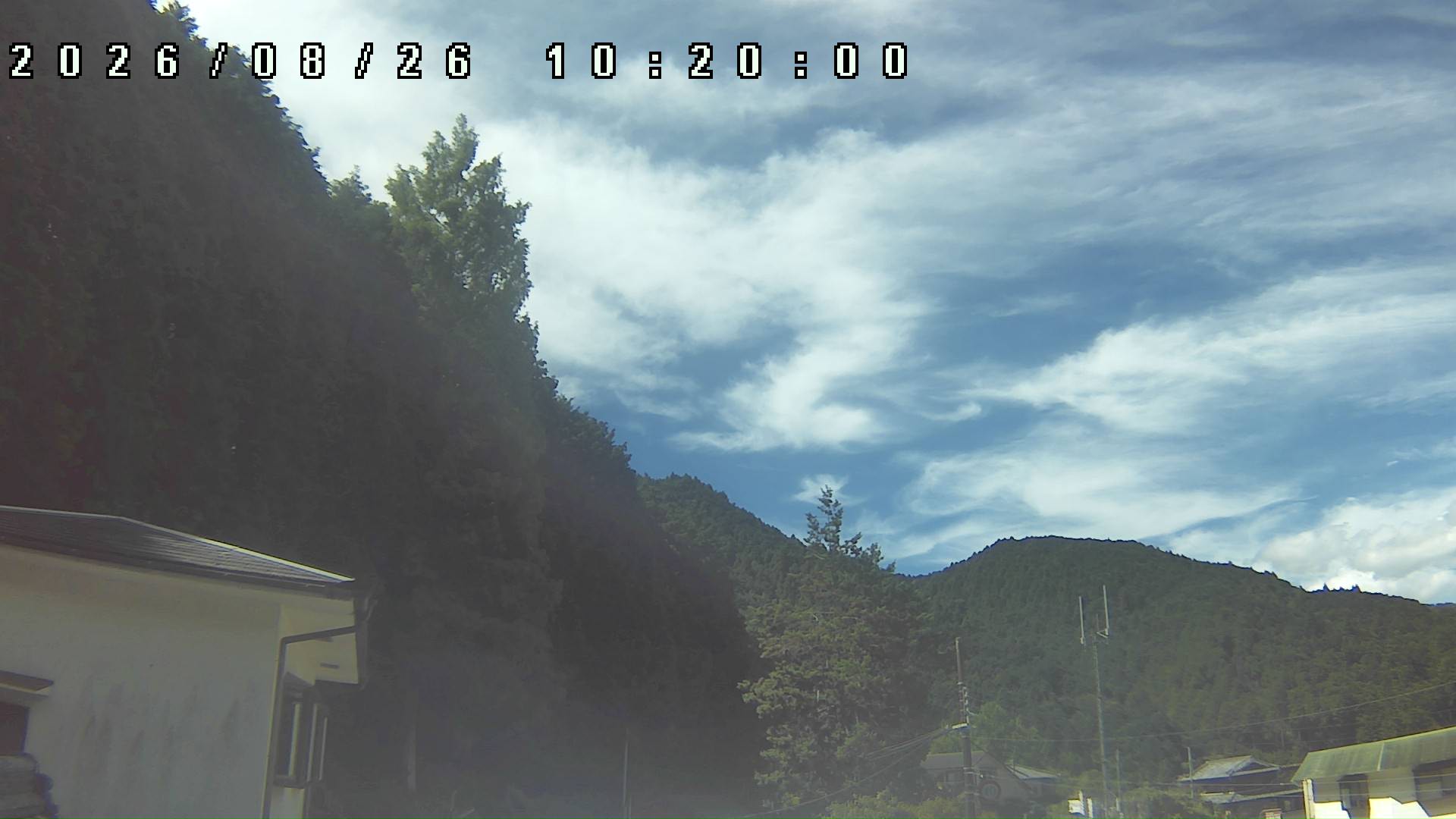 2026年8月26日 10:20ごろの金剛山登山口周辺の空