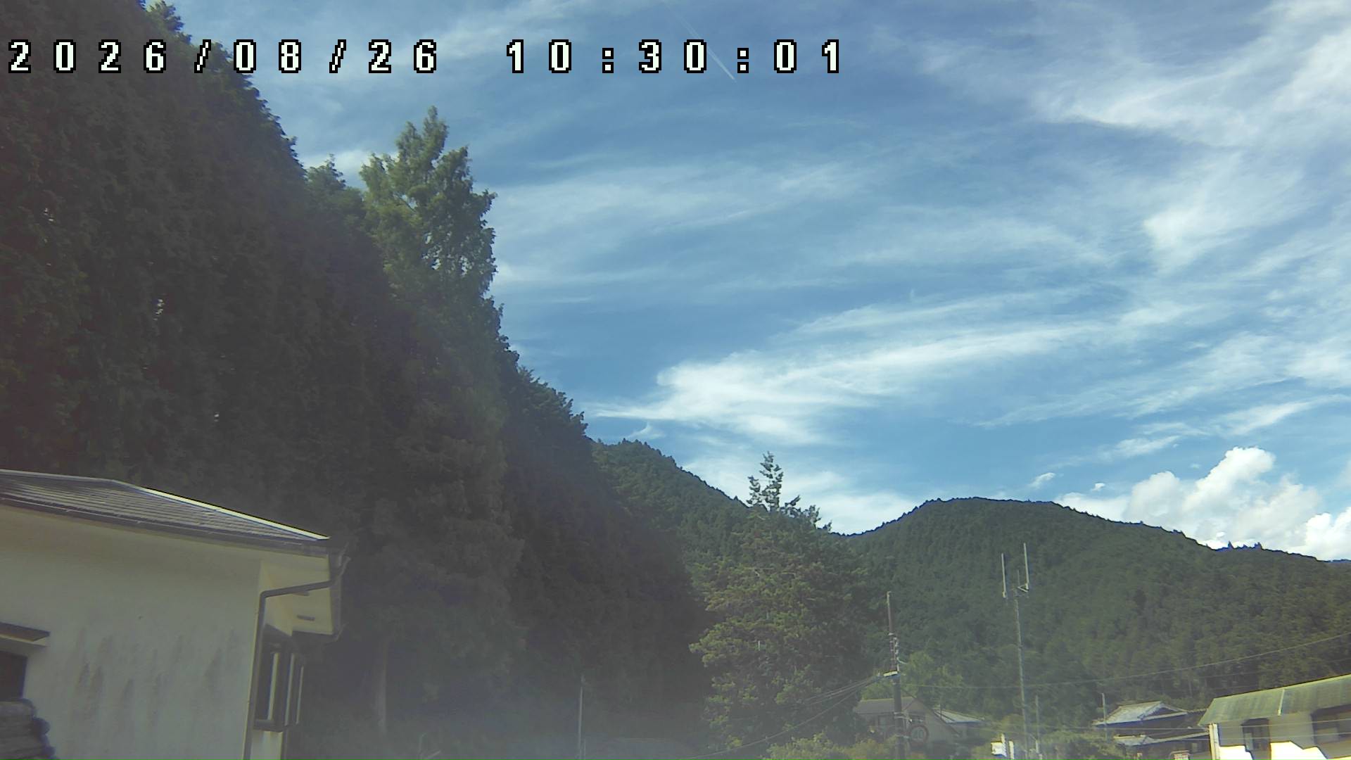 2026年8月26日 10:30ごろの金剛山登山口周辺の空