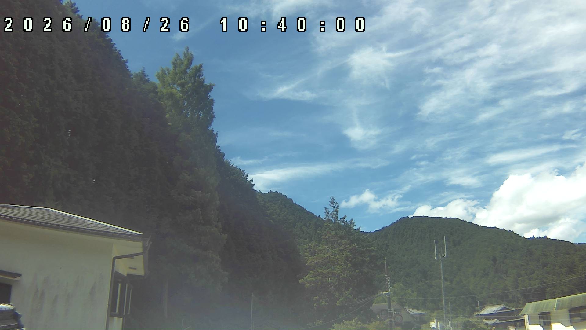 2026年8月26日 10:40ごろの金剛山登山口周辺の空