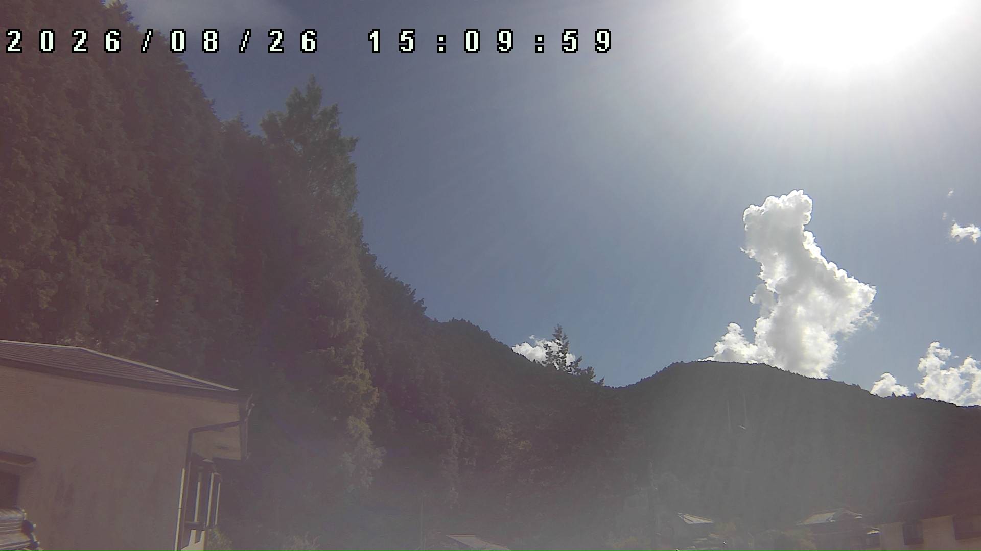 2026年8月26日 15:10ごろの金剛山登山口周辺の空