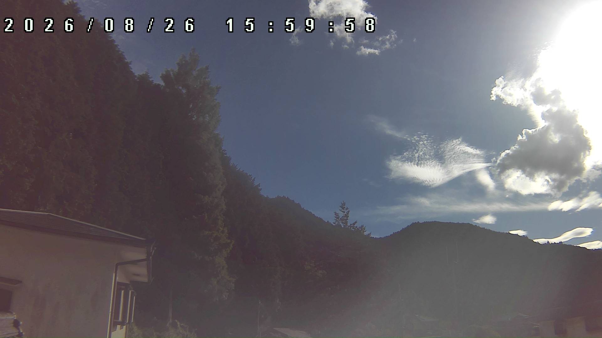 2026年8月26日 16:00ごろの金剛山登山口周辺の空