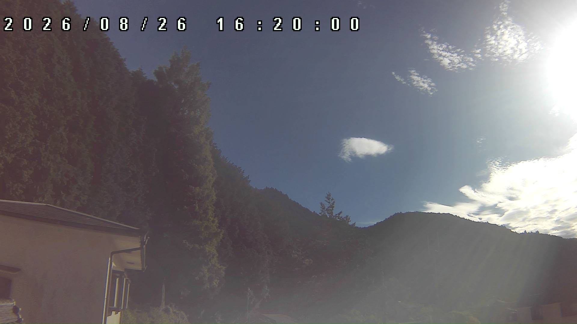 2026年8月26日 16:20ごろの金剛山登山口周辺の空