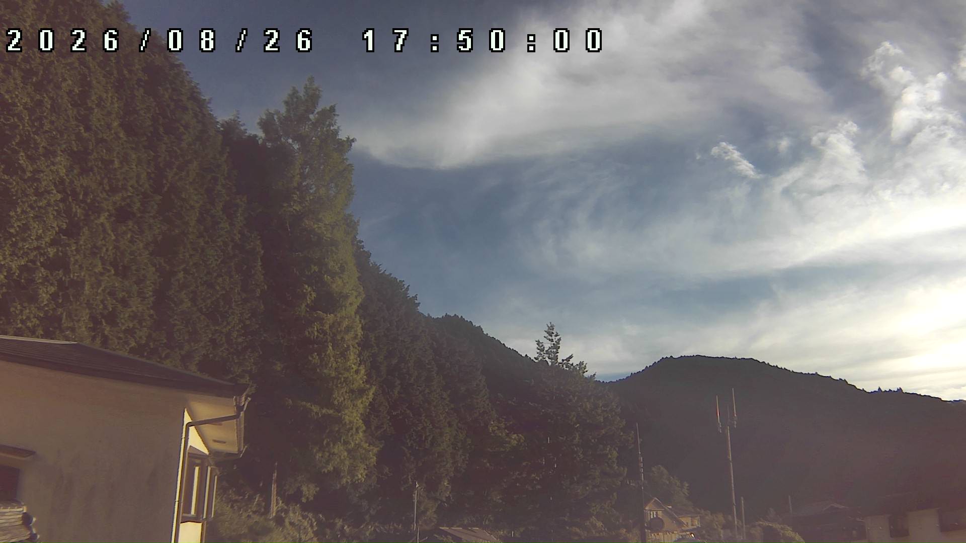 2026年8月26日 17:50ごろの金剛山登山口周辺の空
