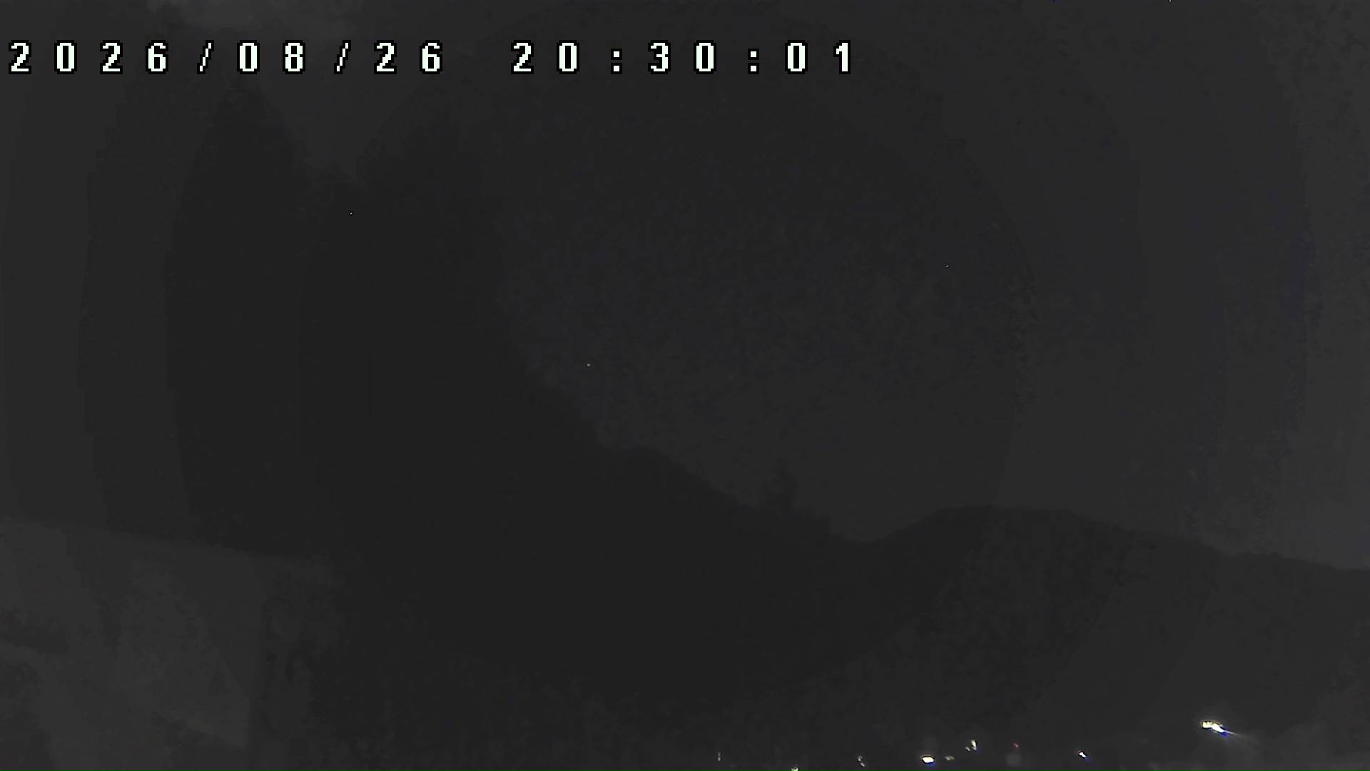 2026年8月26日 20:30ごろの金剛山登山口周辺の空