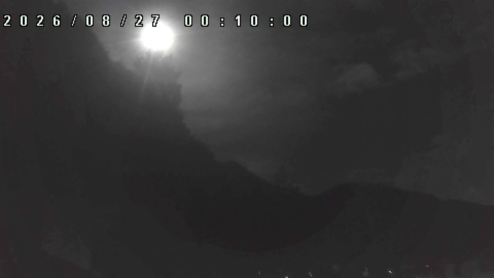 2026年8月27日 00:10ごろの金剛山登山口周辺の空