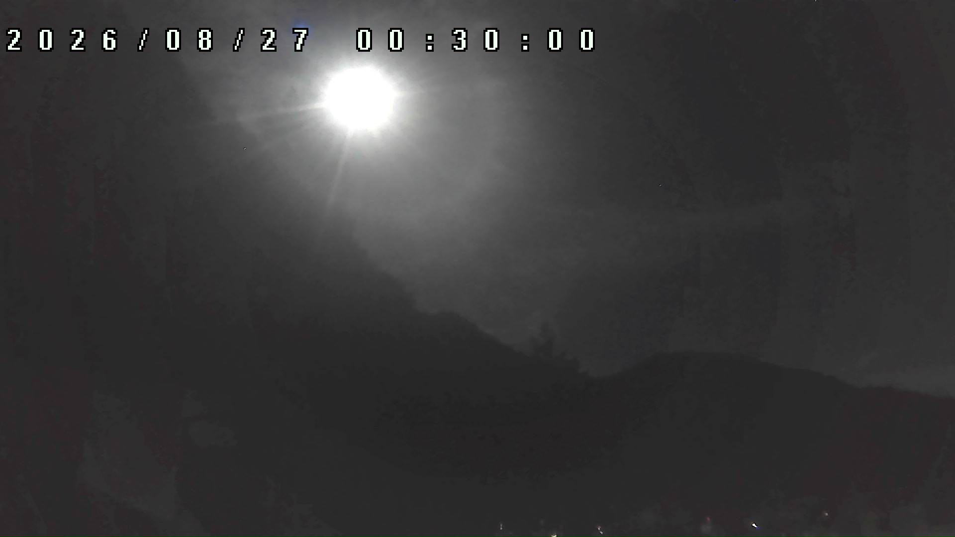 2026年8月27日 00:30ごろの金剛山登山口周辺の空