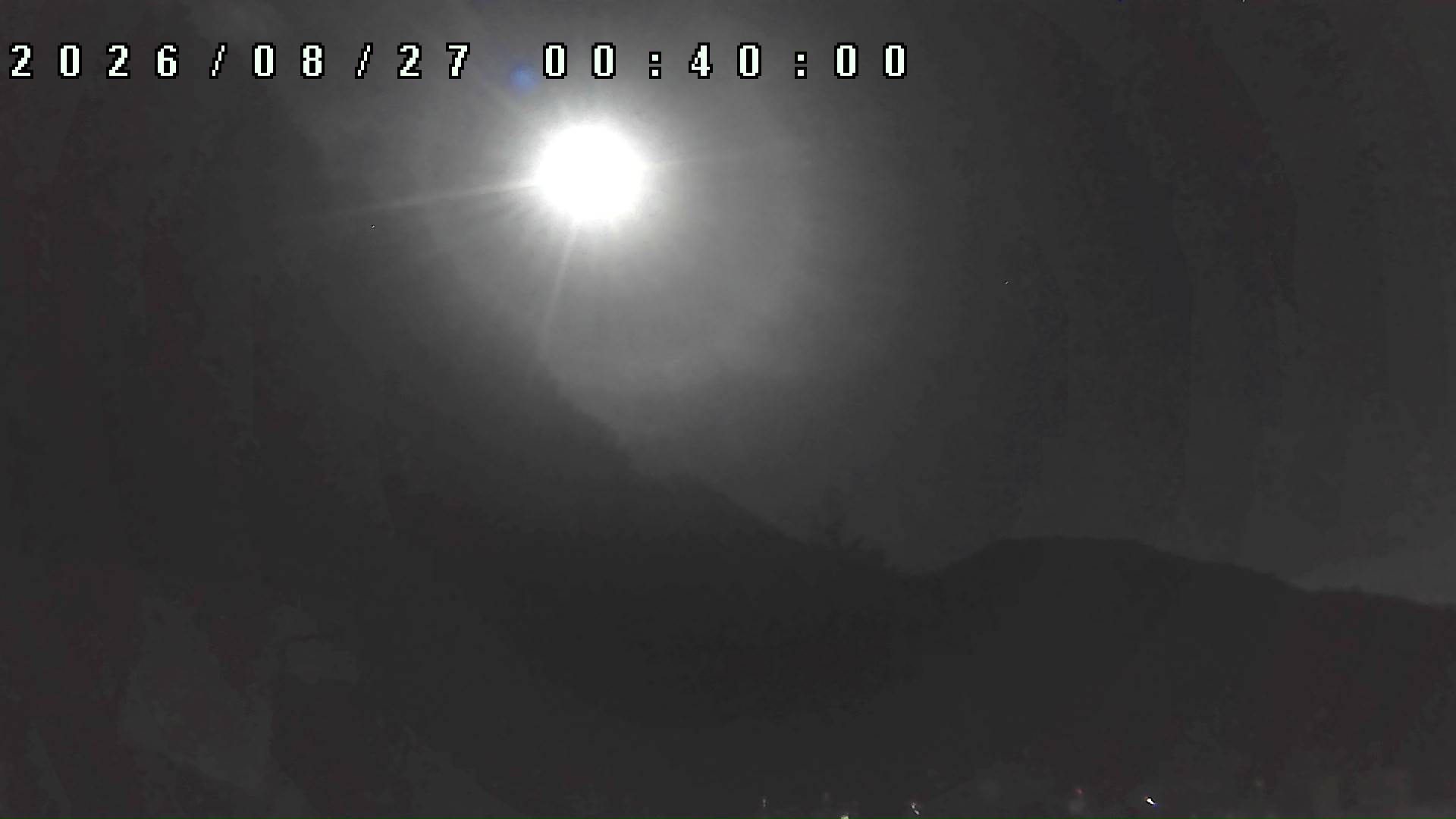 2026年8月27日 00:40ごろの金剛山登山口周辺の空