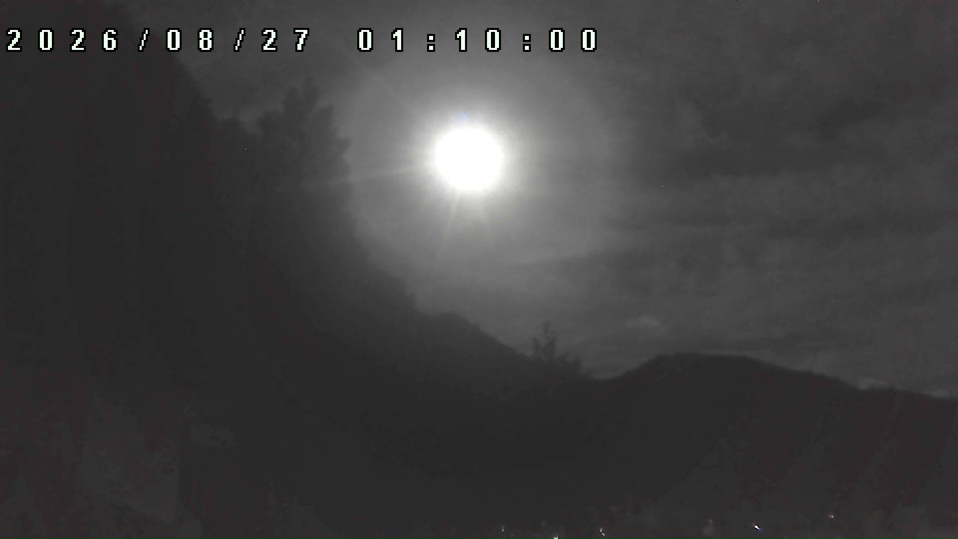 2026年8月27日 01:10ごろの金剛山登山口周辺の空