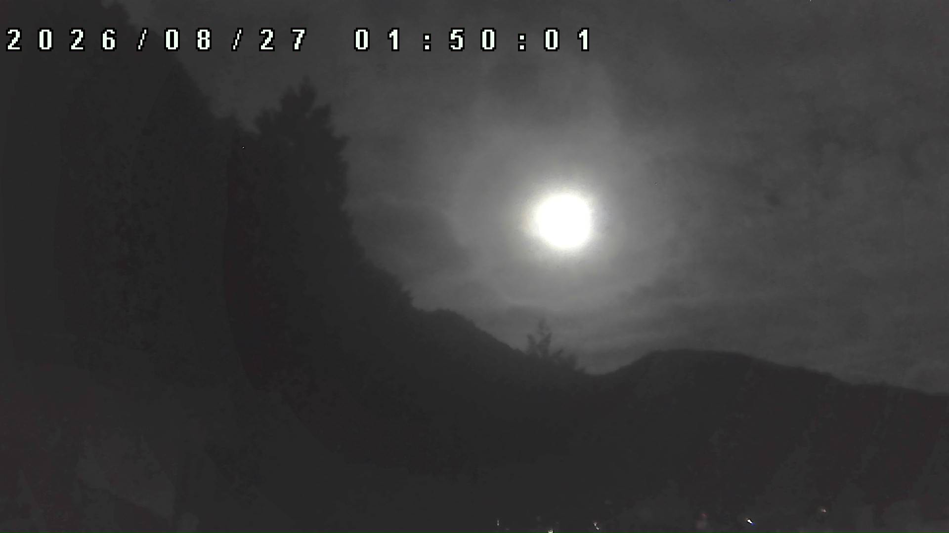 2026年8月27日 01:50ごろの金剛山登山口周辺の空