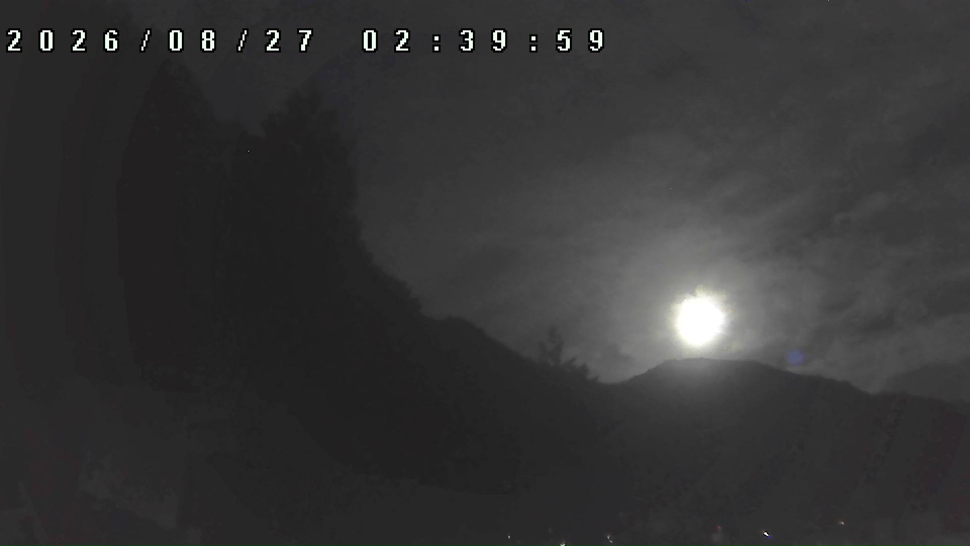 2026年8月27日 02:40ごろの金剛山登山口周辺の空