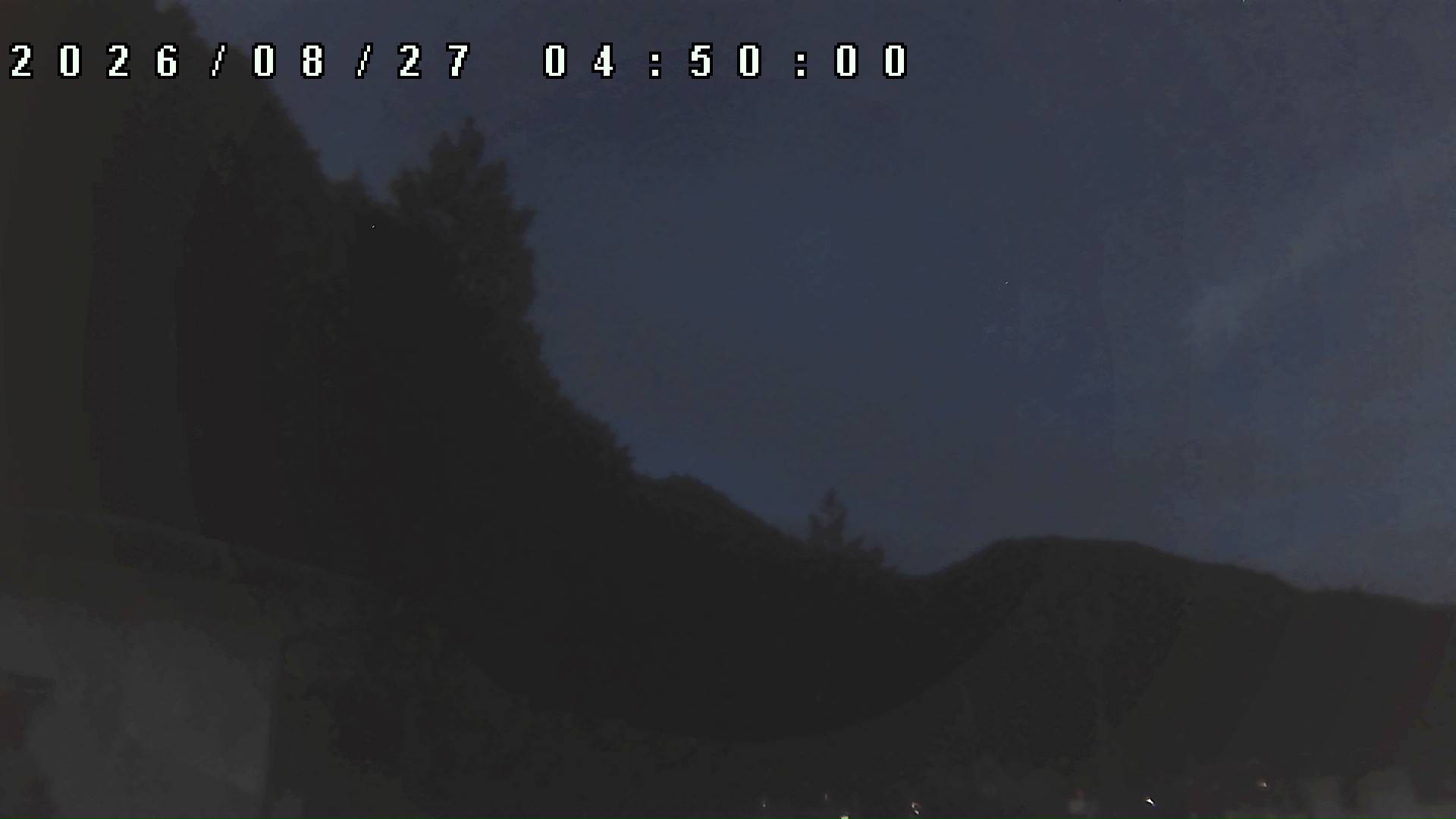 2026年8月27日 04:50ごろの金剛山登山口周辺の空