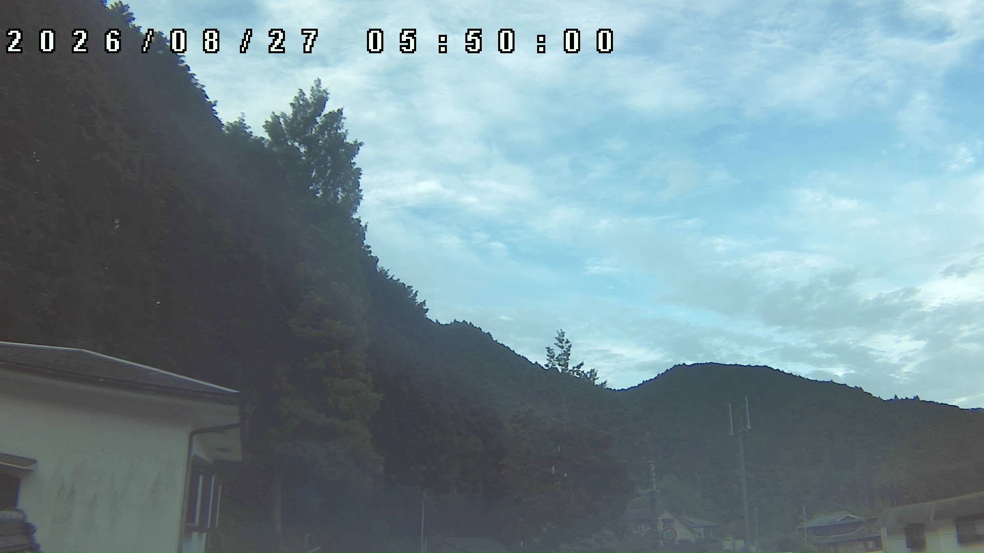 2026年8月27日 05:50ごろの金剛山登山口周辺の空